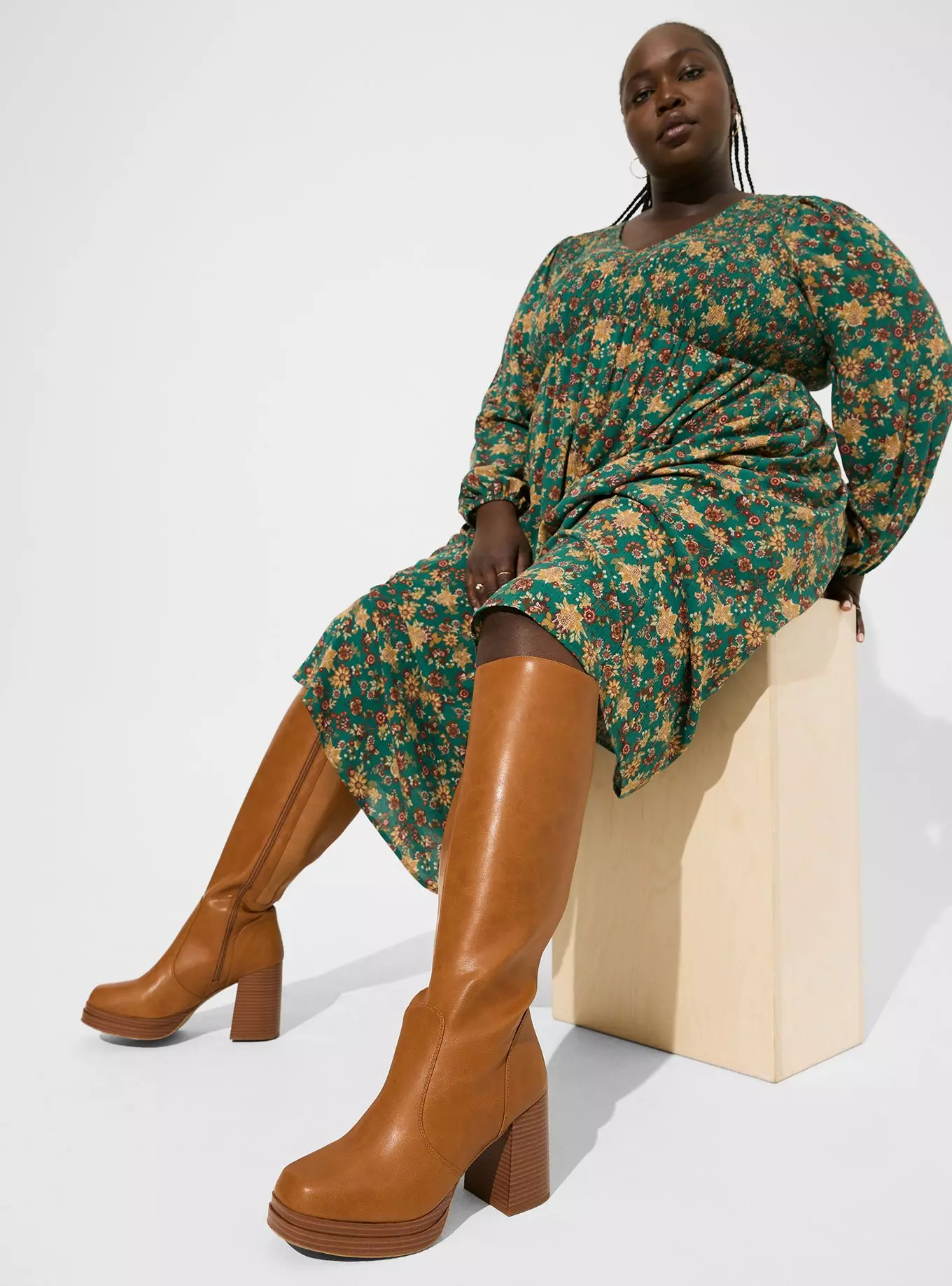 Platform Knee Boot (WW) | Torrid (US & Canada)