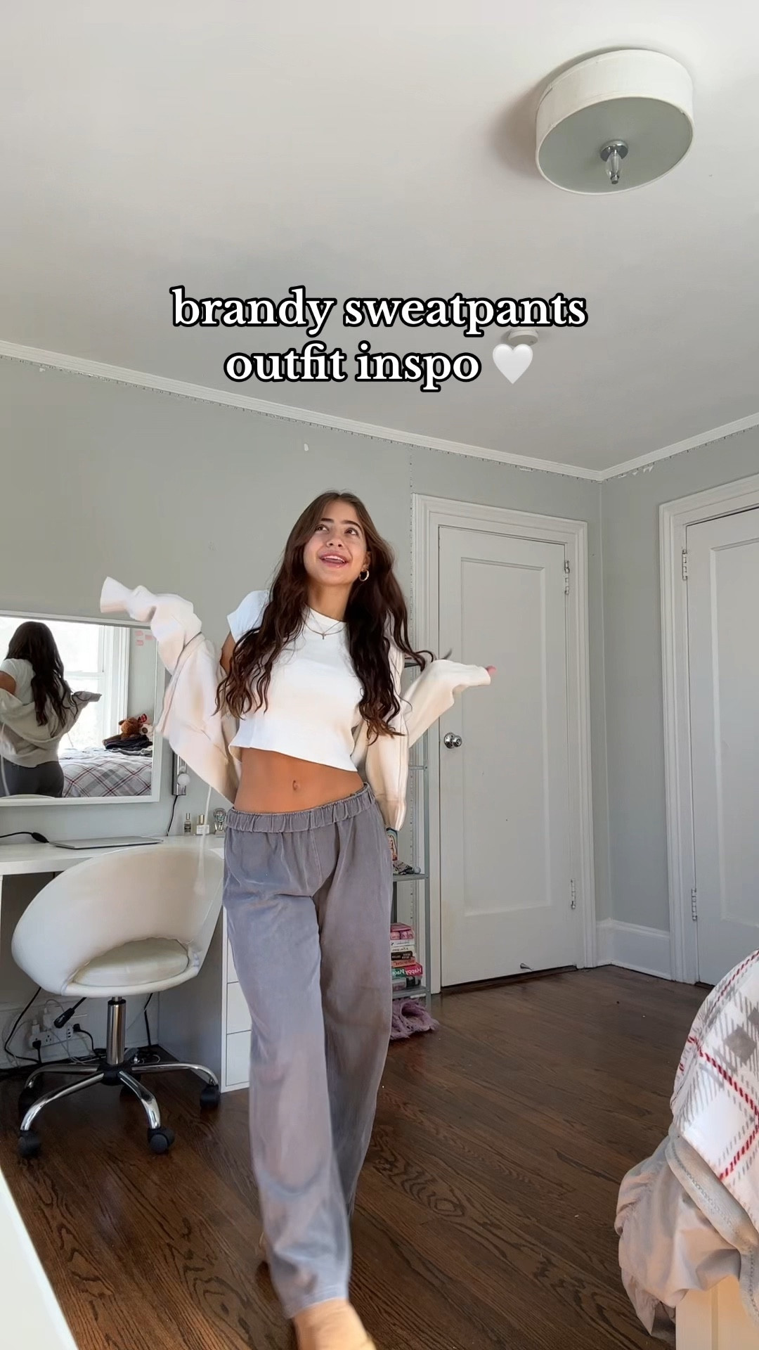 Brandy melville sweatpants discount fit