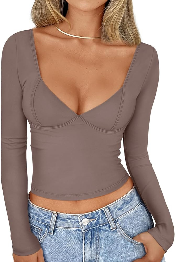 Trendy Queen Womens Long Sleeve Deep V-Neck Crop Tops Basic Y2K Going Out Tops Fall Outfits 2024 ... | Amazon (US)