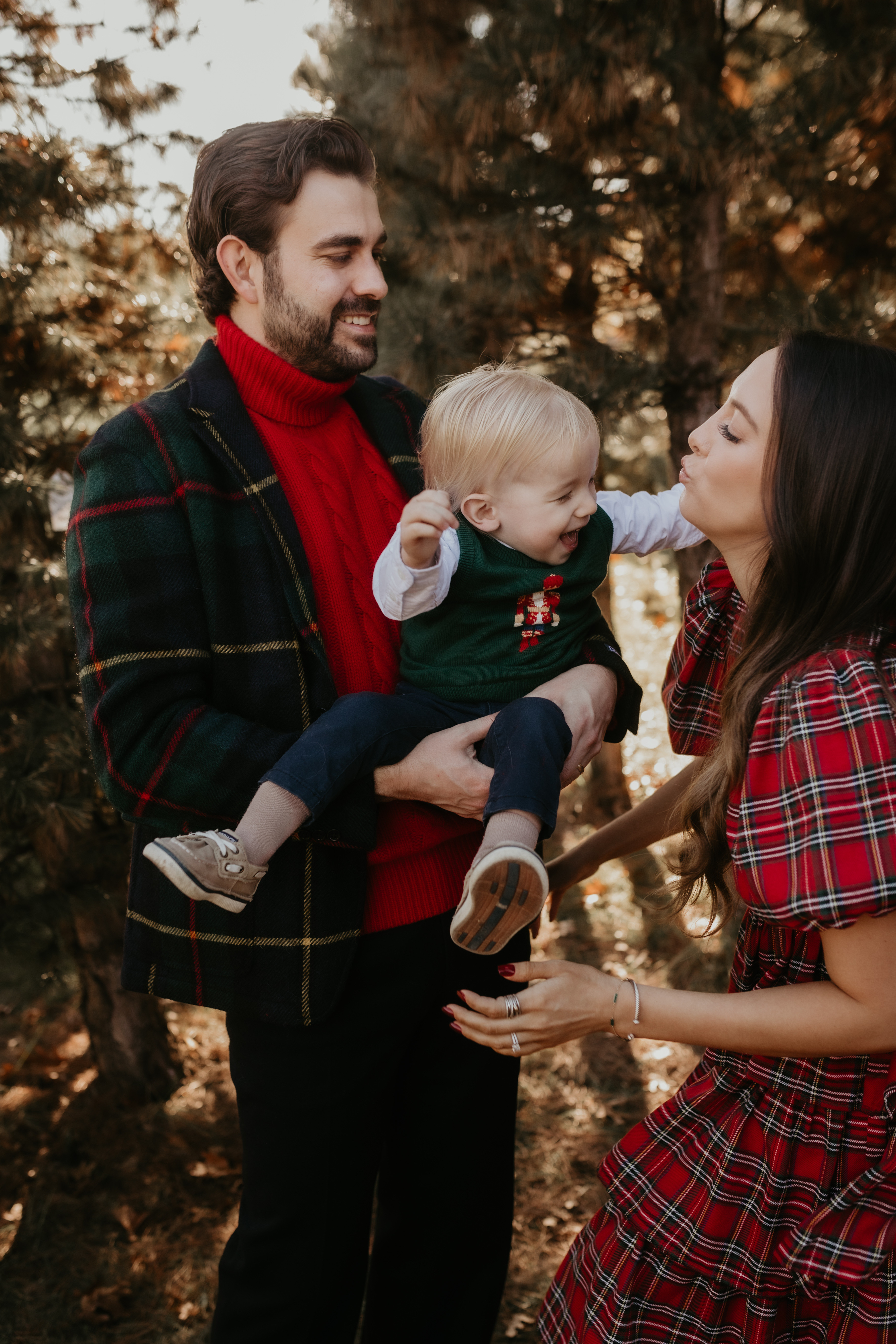 Holiday card photo outfits Christmas tree farm

#LTKSeasonal #LTKFamily #LTKHoliday