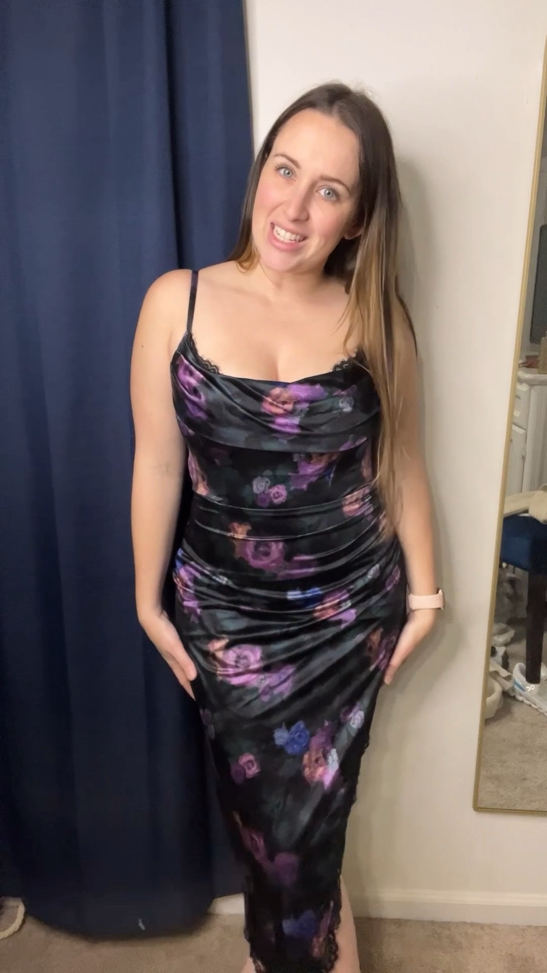 Popilush has done it again! #HolidayDress #Midsize #MidsizeFashion #BuiltInShapeware #ShapewareDress 

#LTKMidsize #LTKFindsUnder100 #LTKHoliday