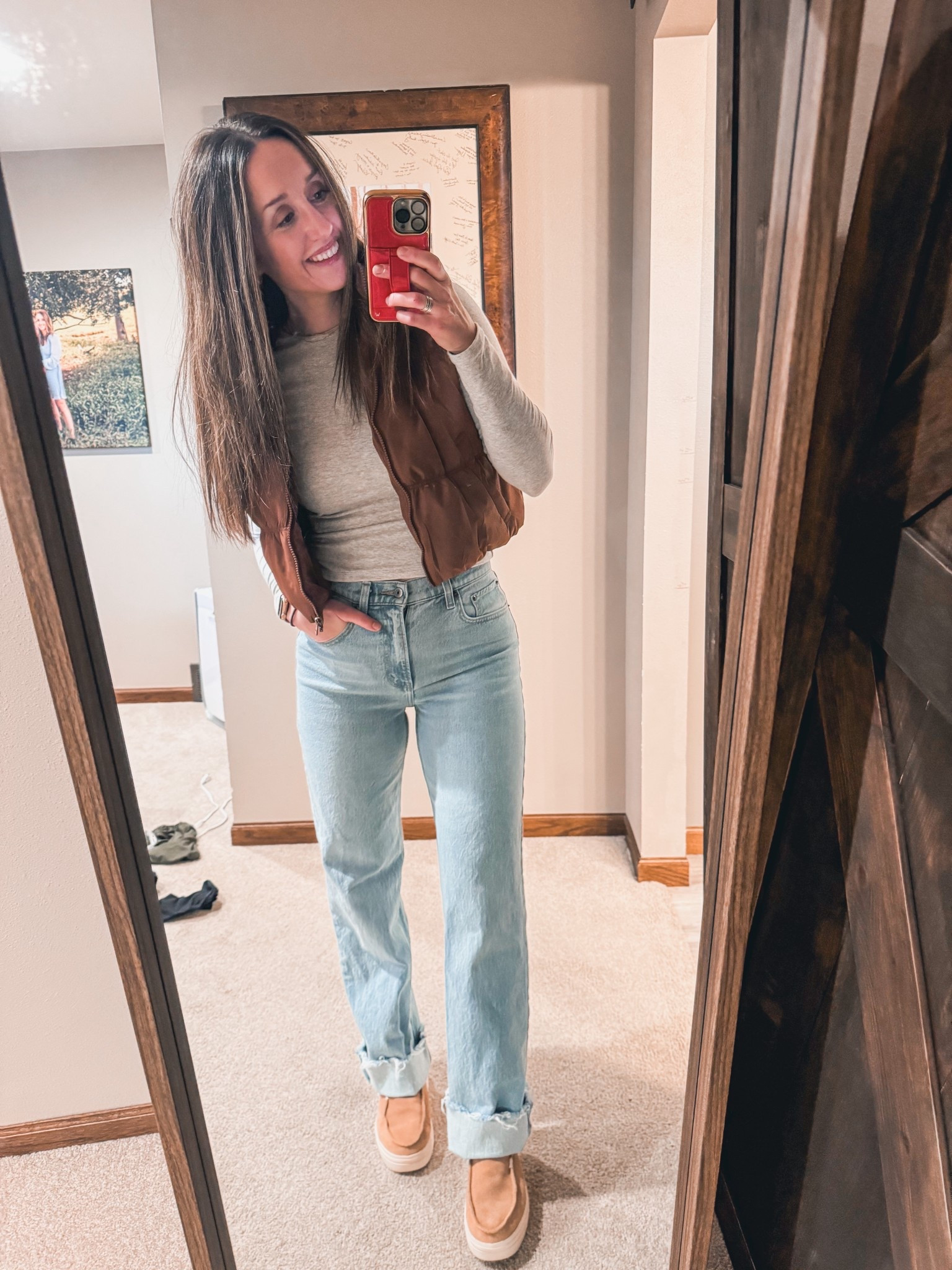 Love this fit! Comfy and cute. Long sleeve and vest are smalls, jeans are a 26 long, and shoes are an 8.5