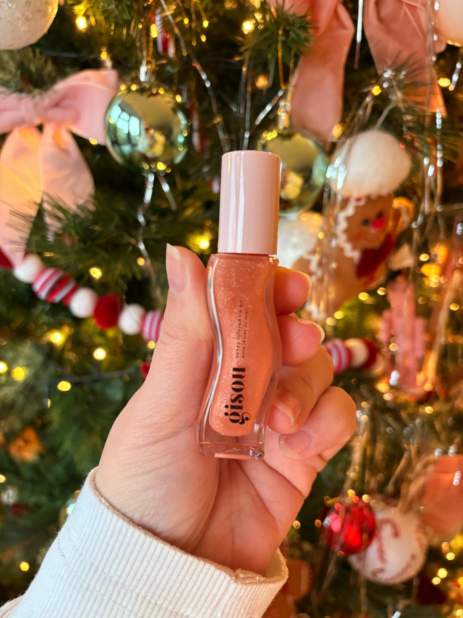 Lip oil

#LTKfestive #LTKCyberWeek #LTKbeauty