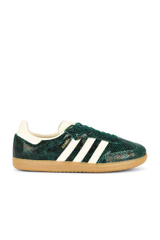 adidas Originals Samba OG in Cream White & Collegiate Green from Revolve.com | Revolve Clothing (Global)