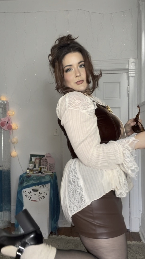 Rip to me coming up with such a slay light academia fall outfit right before summer😭😩

#LTKstyletip #LTKcurves #LTKFind