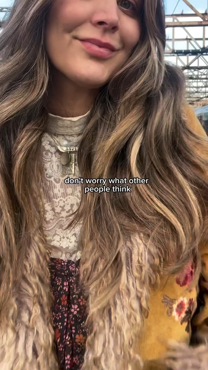 need this audio as my alarm!!! @sandrahartofficial #2025mantra #personalstylejourney #personalstyleblog