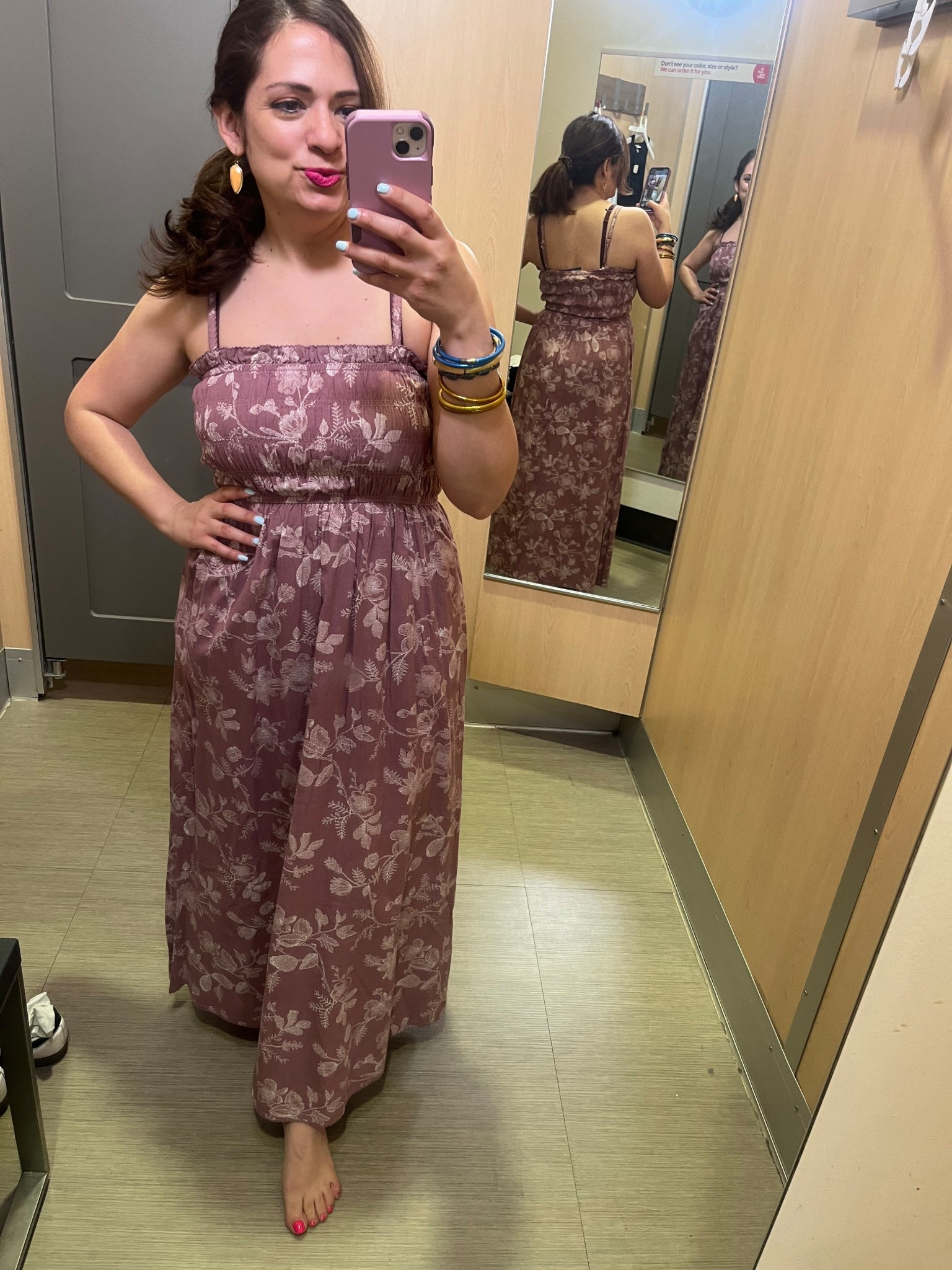 The cutest maxi dress love the color for Spring 30% off wearing a size small 



#LTKSaleAlert