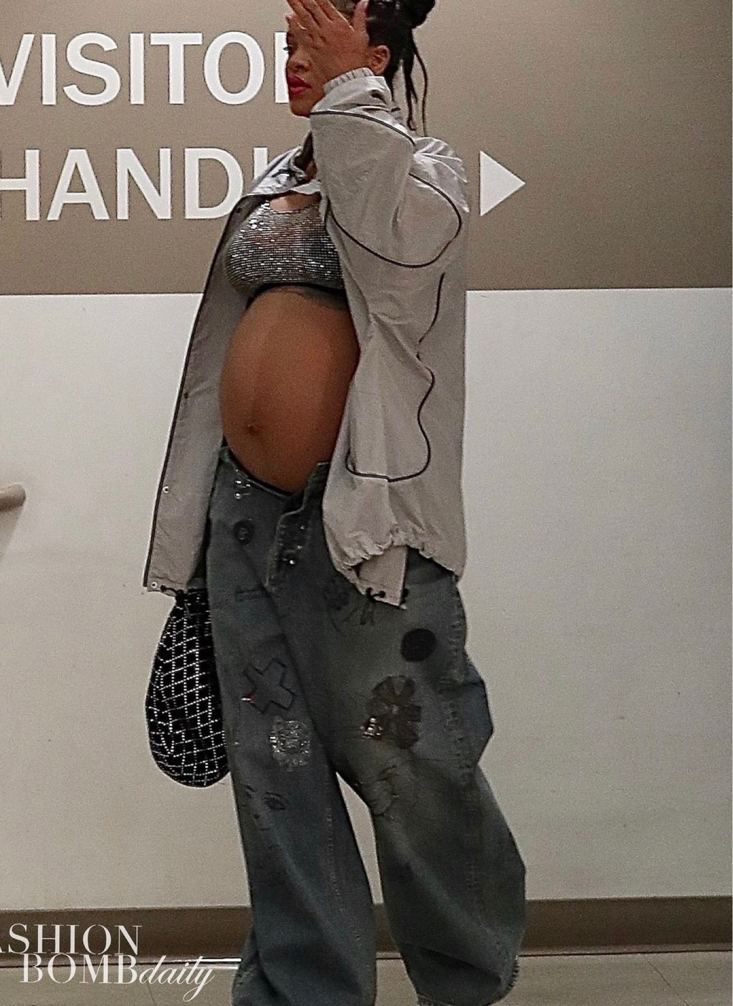 @badgalriri was spied out and about rocking a #balenciaga track jacket , a $2,850 @prada mesh top, a @khaite_ny bag and $2,000 @BALENCIAGA oversized destroyed baggy jeans. Find links to buy her #maternitylook in our bio! 
Cute!
📸 Backgrid #rihannafbd

#LTKFind #LTKSeasonal