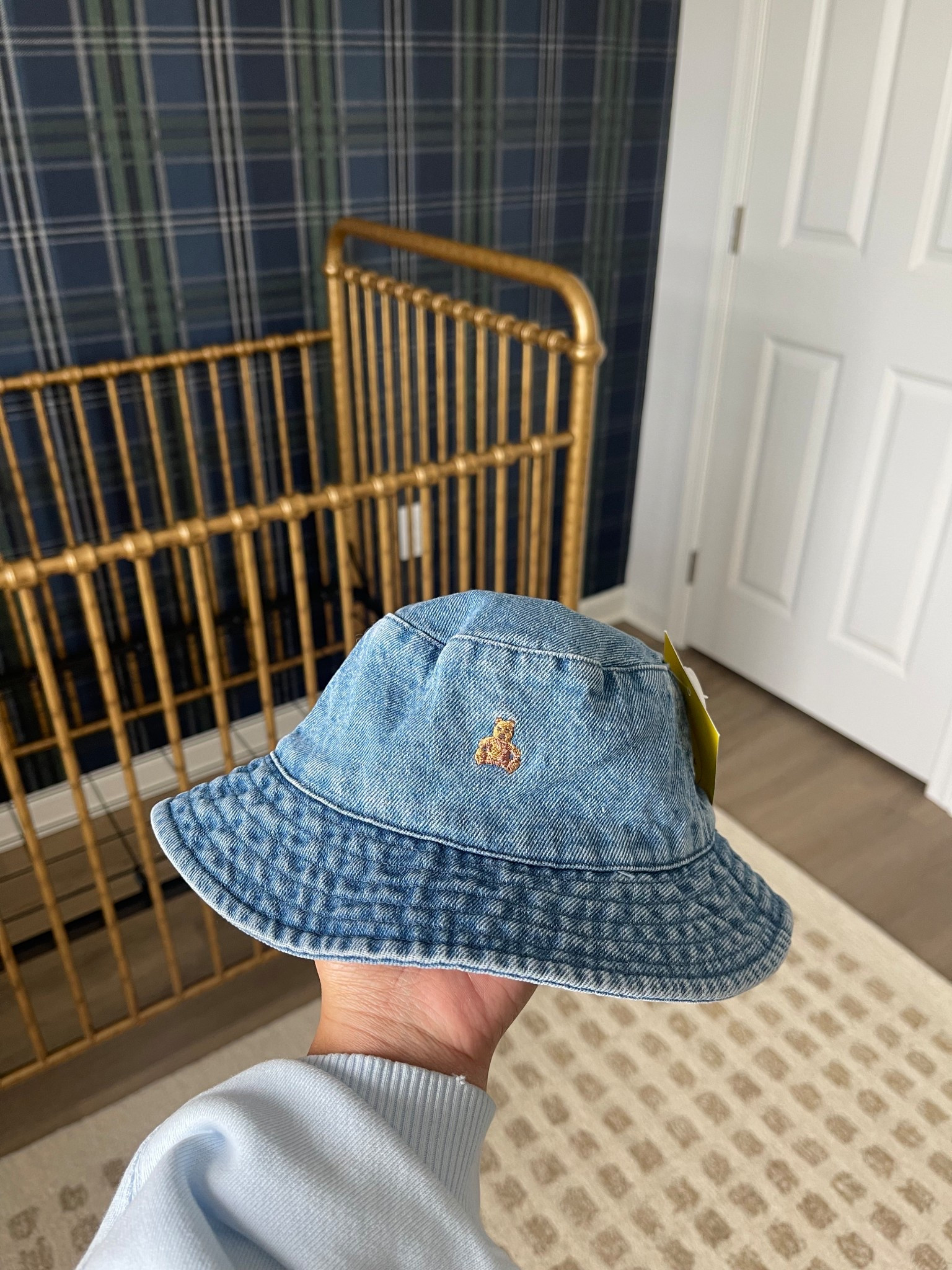 Gap baby denim bucket hat 

#LTKKids