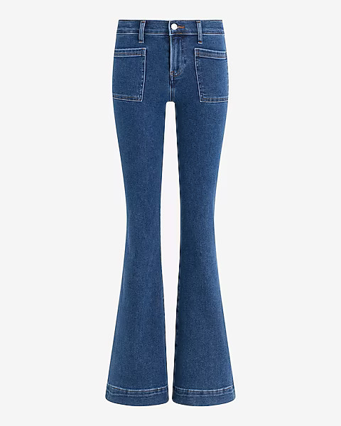Mid Rise Patch Pocket Hyper Sculpt '70s Flare Jeans | Express