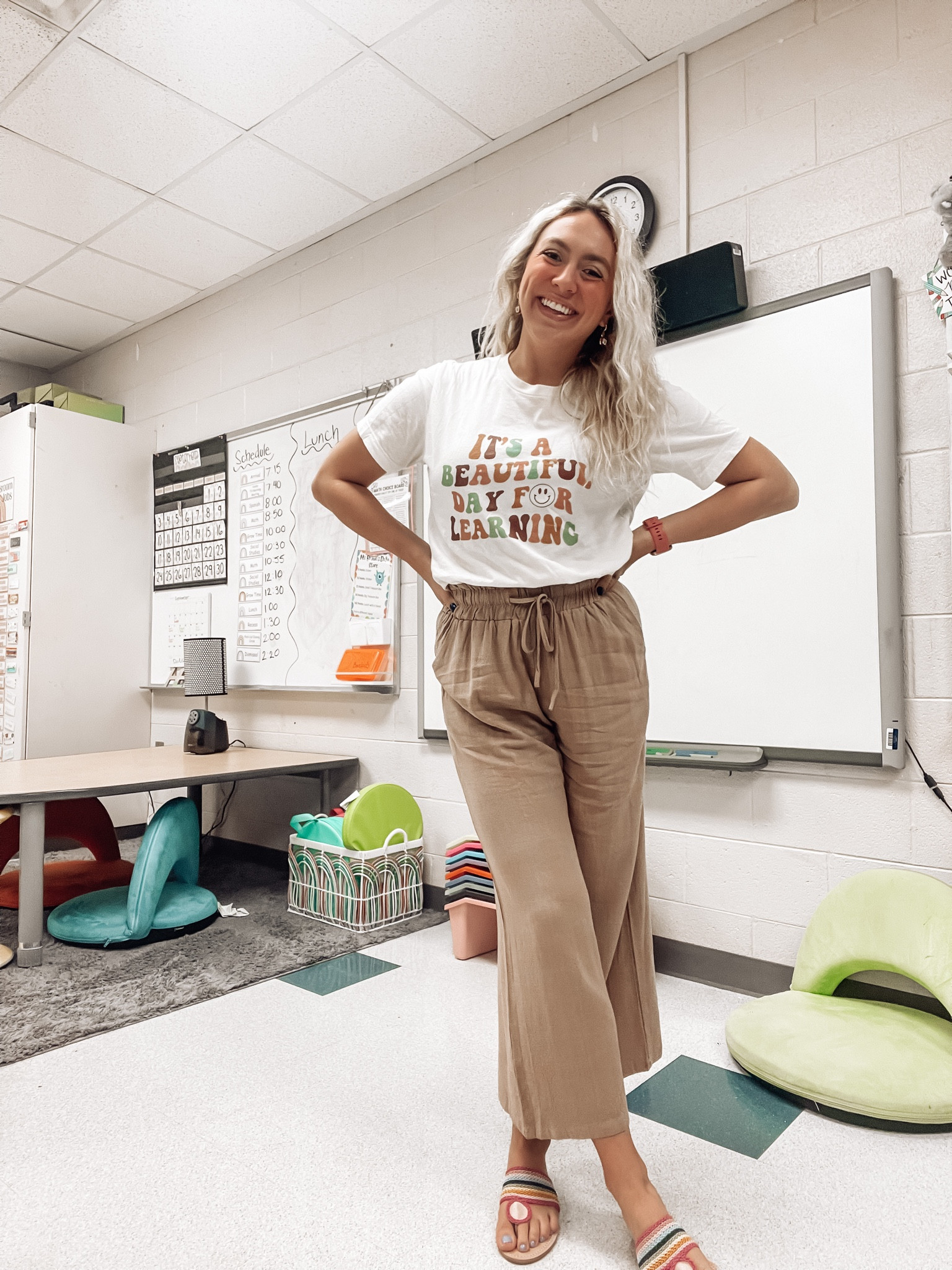 Teacher outfit, teacher style, teacher fashion, work pants, workwear, teacher shirt, teacher t-shirt, teacher tee

#LTKfindsunder100 #LTKfindsunder50 #LTKworkwear