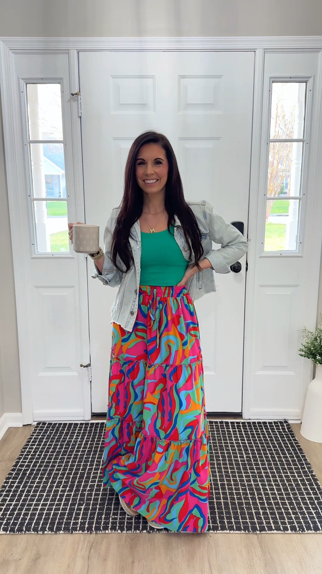 Don’t sleep on Amazon, that’s all I’m saying! 
Skirt: small
Tank: medium (runs small so I sized up)
Shoes: 6.5

#LTKPetite #LTKWorkwear #LTKootd