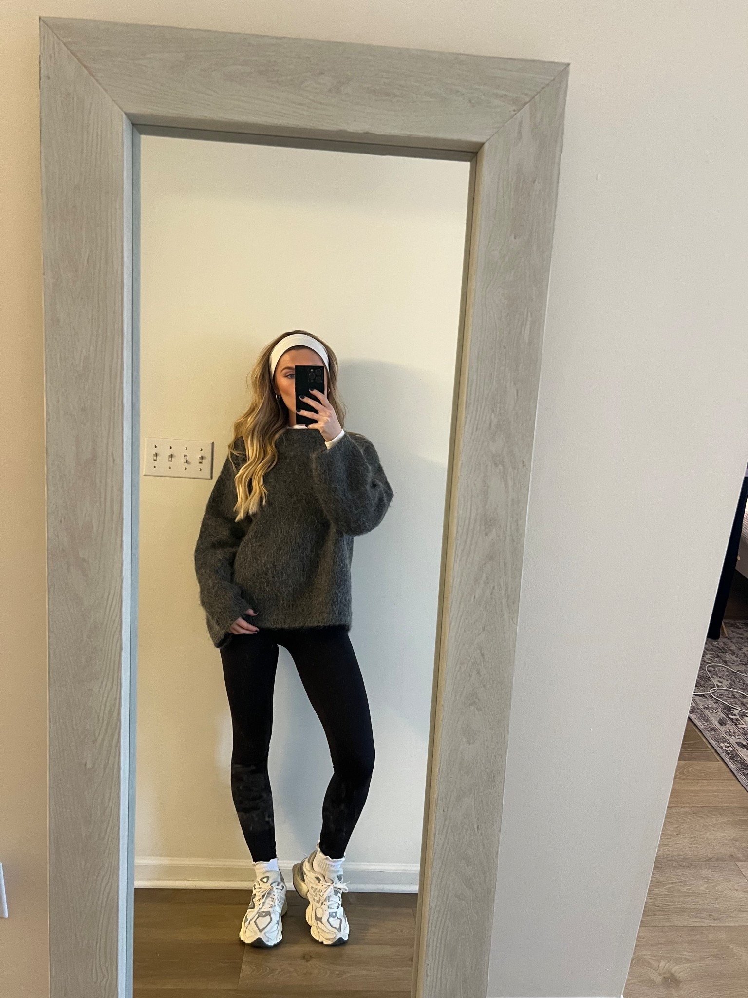 We love a comfy and cute Friday fit🫡🫡🫡

#LTKmomlife #LTKBaby #LTKBump