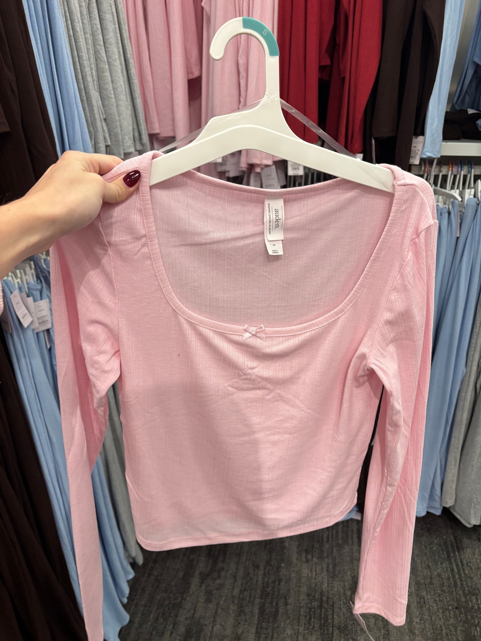 basic pink long sleeve tee from target

basic tee, long sleeve, t shirt, pink top

#LTKHoliday #LTKFindsUnder50 #LTKStyleTip