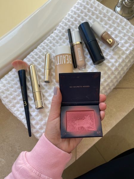 These are my favorite beauty products that I use every day! 

I am super passionate about clean beauty, non toxic products and my favorite brand is Beautycounter for skincare and makeup. 

Beautycounter, makeup, skincare, clean beauty, clean skincare, non toxic products, skincare routine, skincare, moisturizer, blush, mascara, foundation, eye brow pencil, beauty, sephora, 

#LTKunder100 #LTKFind #LTKbeauty