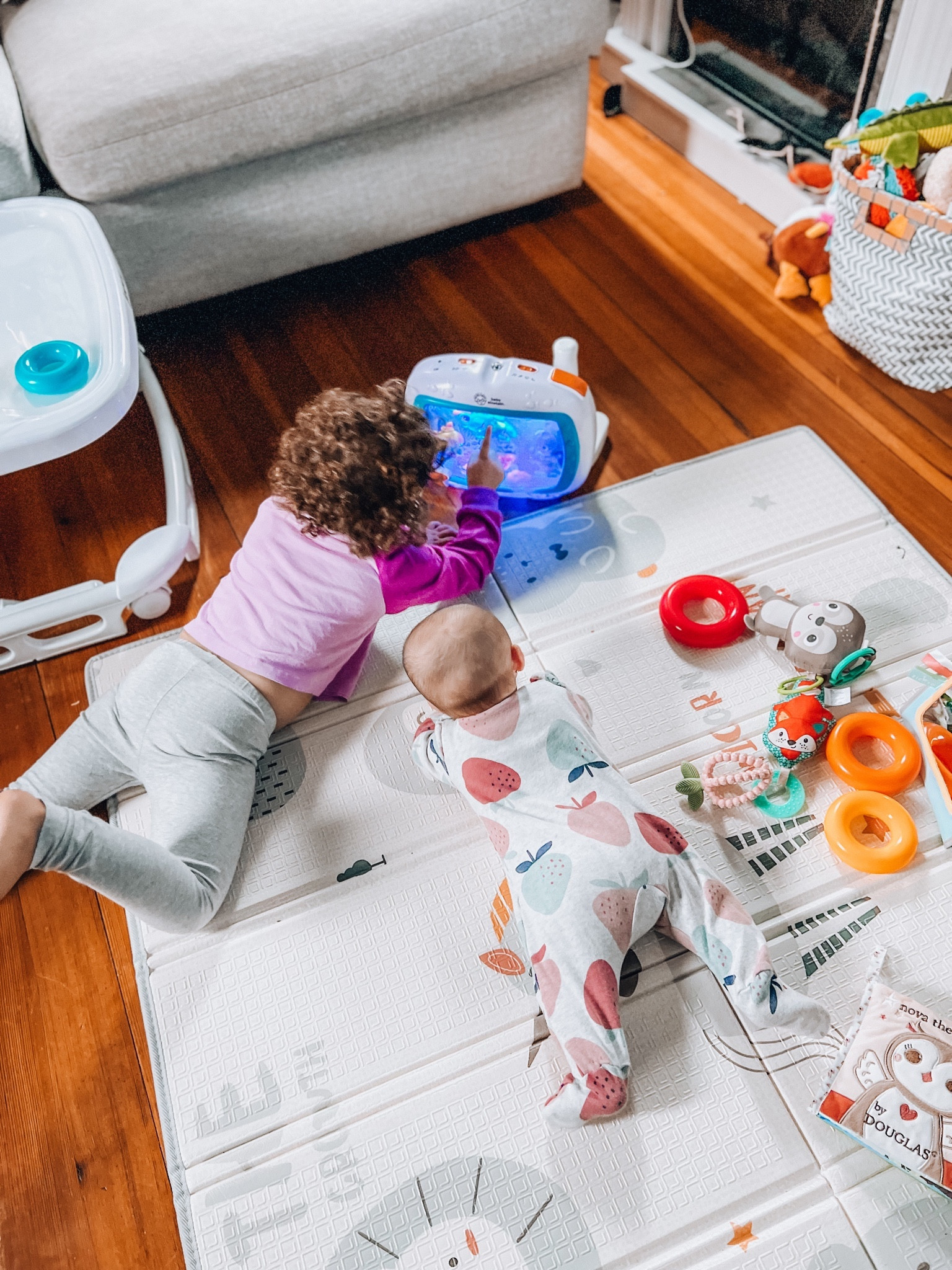 Tummy time baby gift guide
#tummytime #babygiftguide2023 #holidaybabygift #educationalbabytoys #musicaltoys

#LTKHolidaySale #LTKGiftGuide #LTKbaby