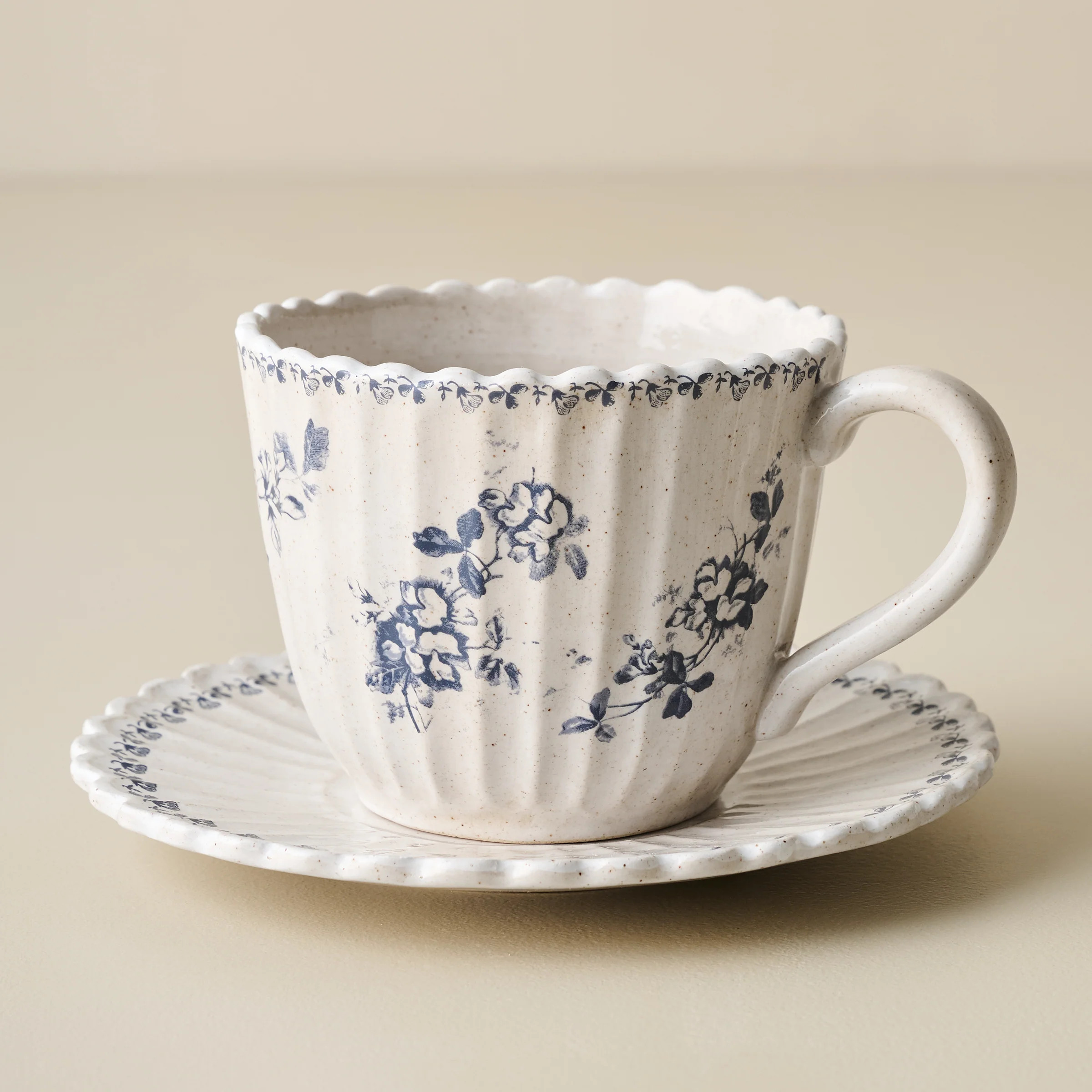 Heirloom Garden Floral Tea Set | Magnolia