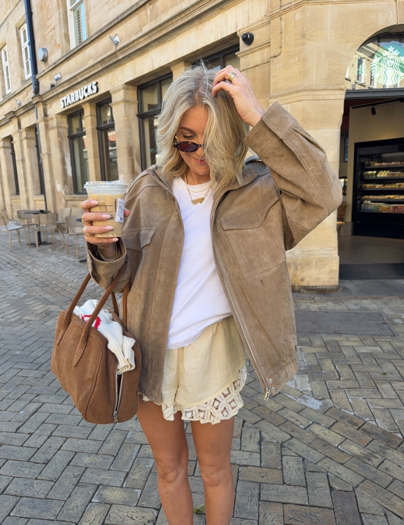 Zara suede bomber jacket 

#LTKwinter #LTKeurope #LTKuk