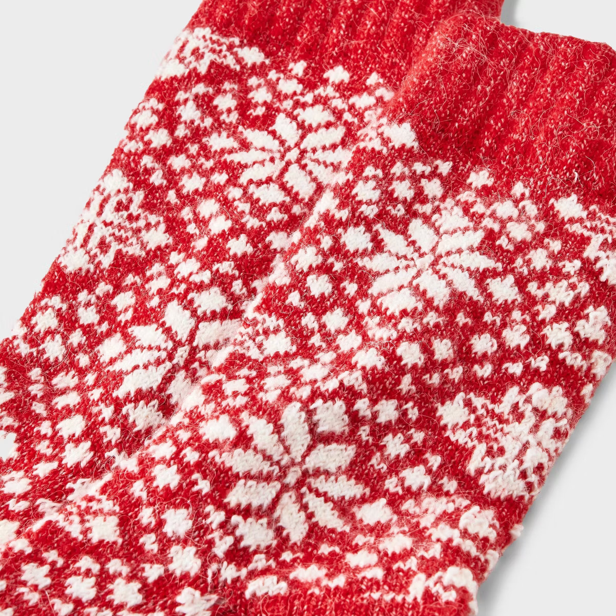 Women's Cozy Alpine Snowflake Super Soft Crew Socks - Universal Thread™ Red | Target