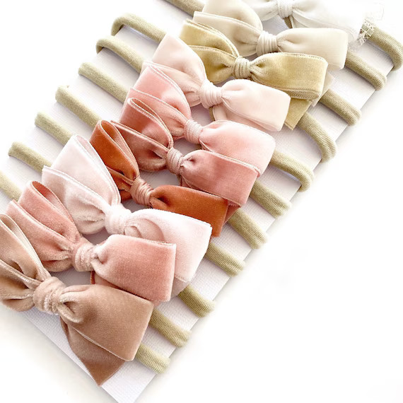 The Love Leena Bow Set // Essential Neutrals | Etsy (US)