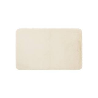 Mohawk Home Lavish Plush Oatmeal 27 in. x 45 in. Bath Mat 104284 - The Home Depot | The Home Depot
