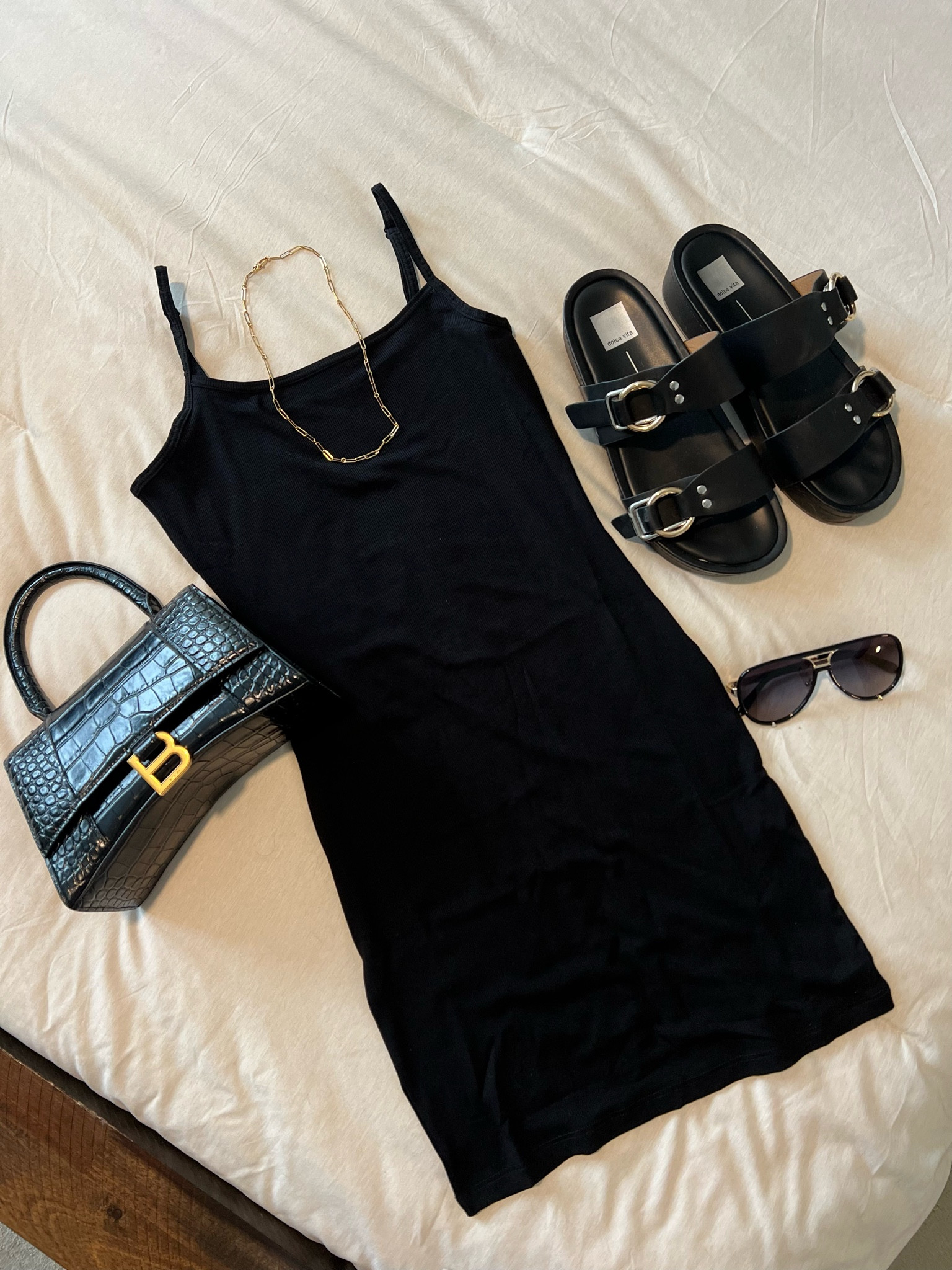 Because every closet needs good basics. All black outfit.  #styledwithintention #allblack #layeringpiece  

#LTKstyletip #LTKfindsunder50