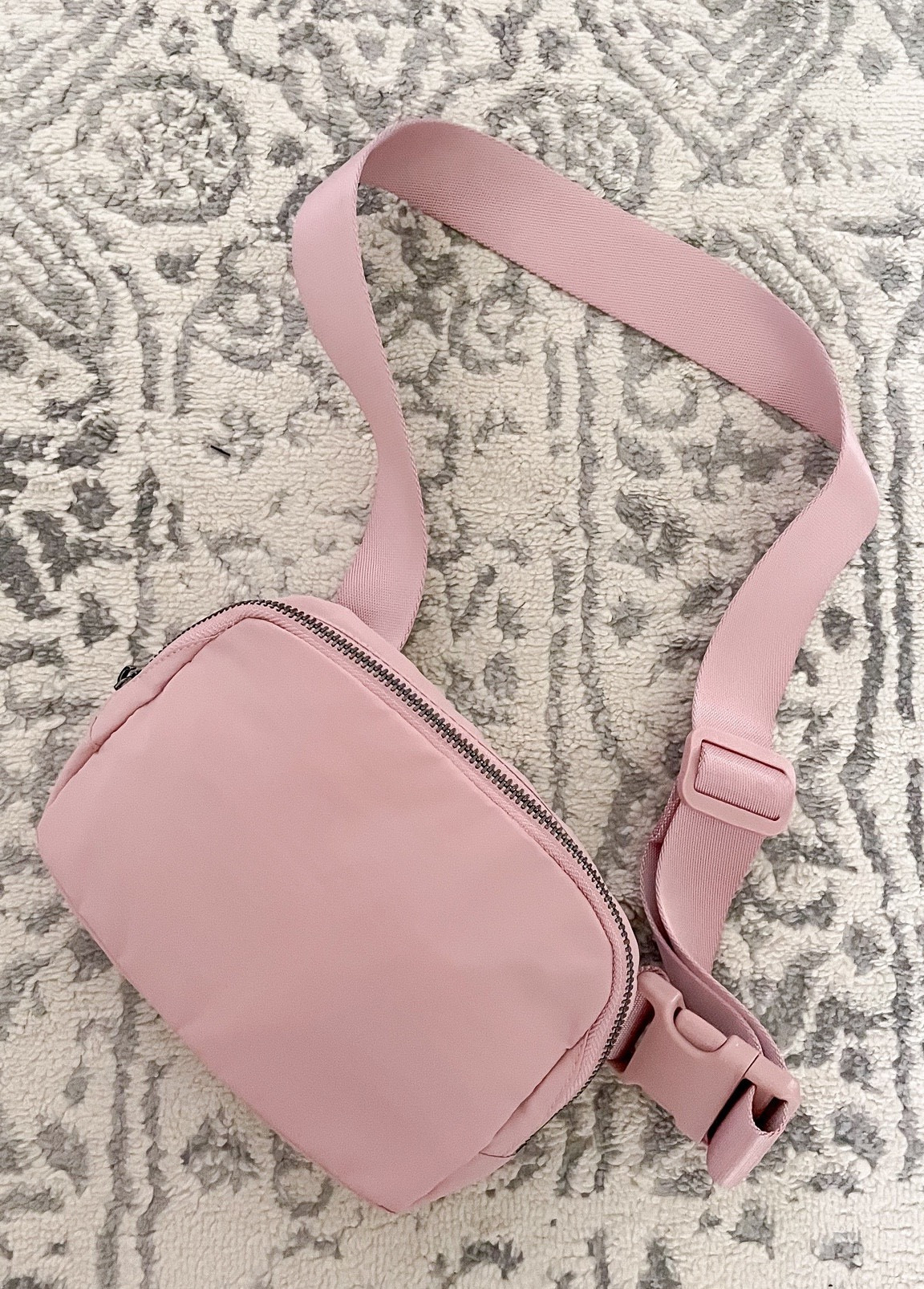 Prime day deal 💖 belt bag



#LTKsalealert #LTKxPrimeDay #LTKitbag