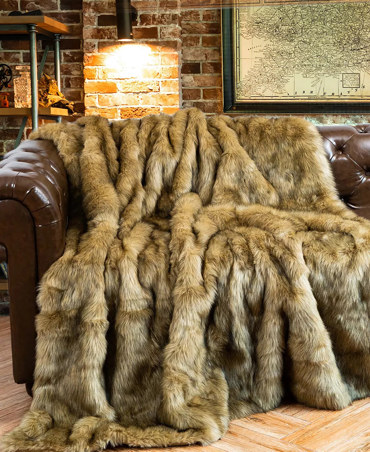 Luxury Tipped Faux Fur Throw, 60" x 80" | Macy's Canada
