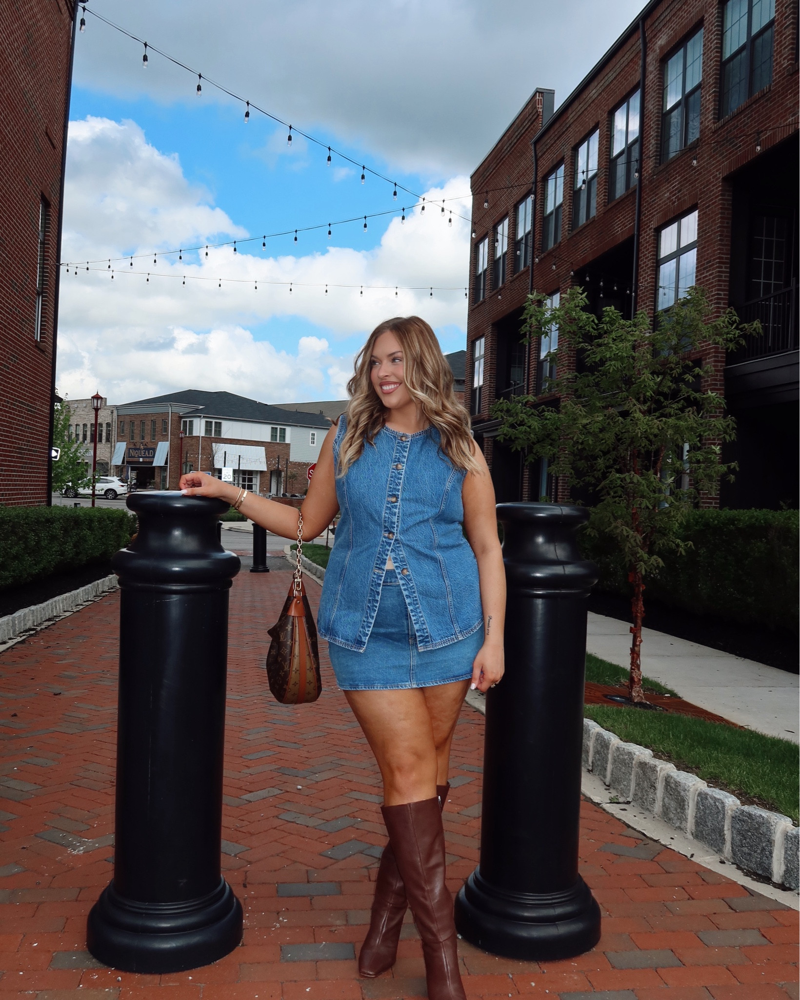 My fave denim skirt!! Wearing a 33. Use code CHLOEAF for $$$ off! @abercrombie #paidlink

#LTKMidsize #LTKSaleAlert