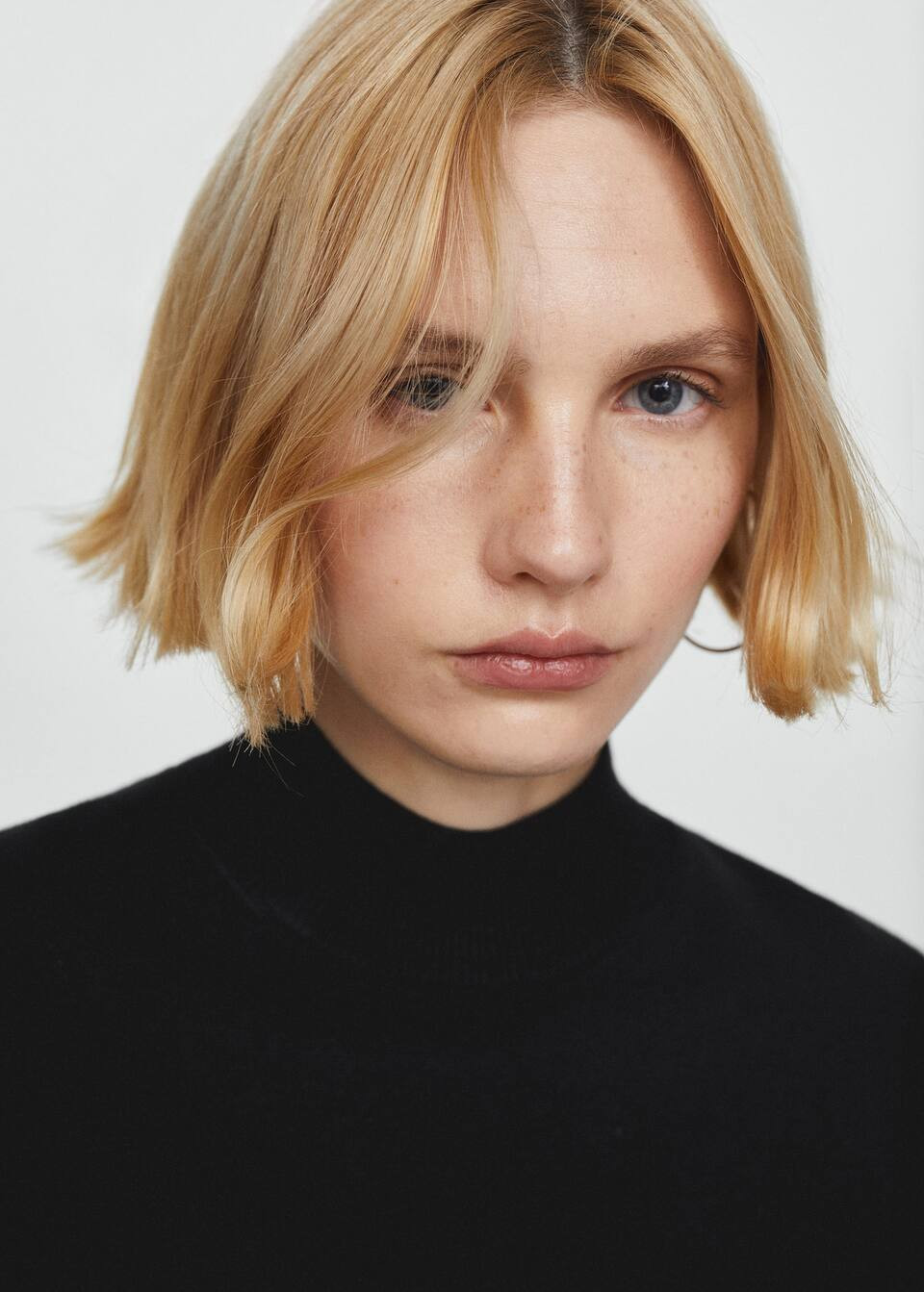 Perkins neck knitted sweater | MANGO (US)