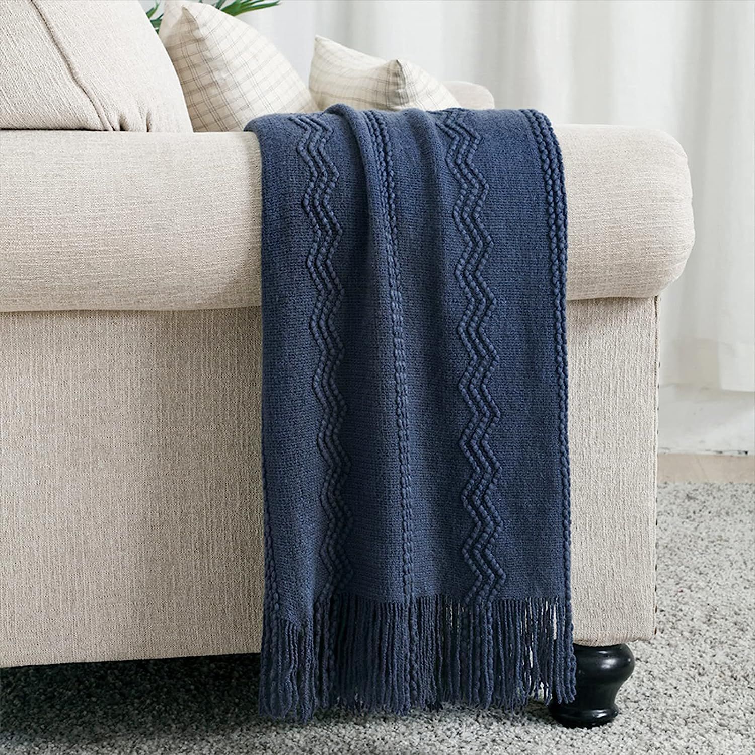 Amazon.com: BOURINA Navy Throw Blanket Textured Solid Soft Sofa Couch Decorative Knitted Blanket,... | Amazon (US)