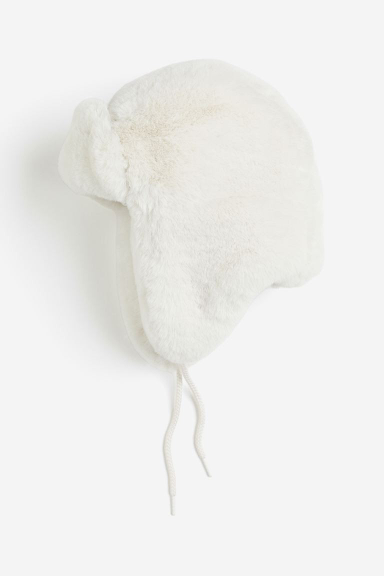 Fluffy earflap hat | H&M (UK, MY, IN, SG, PH, TW, HK)