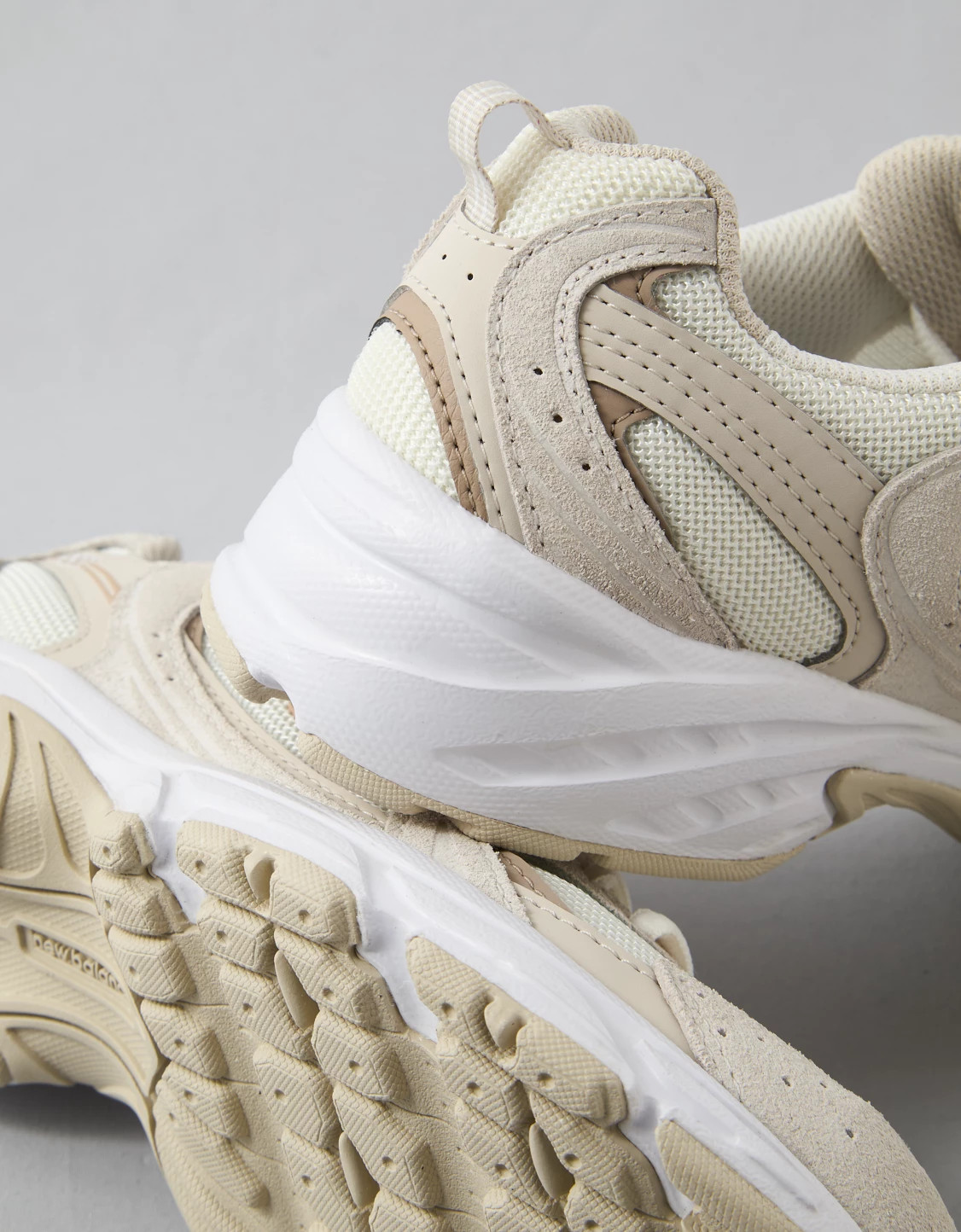 New Balance Women's 530 Sneaker | American Eagle Outfitters (US & CA)