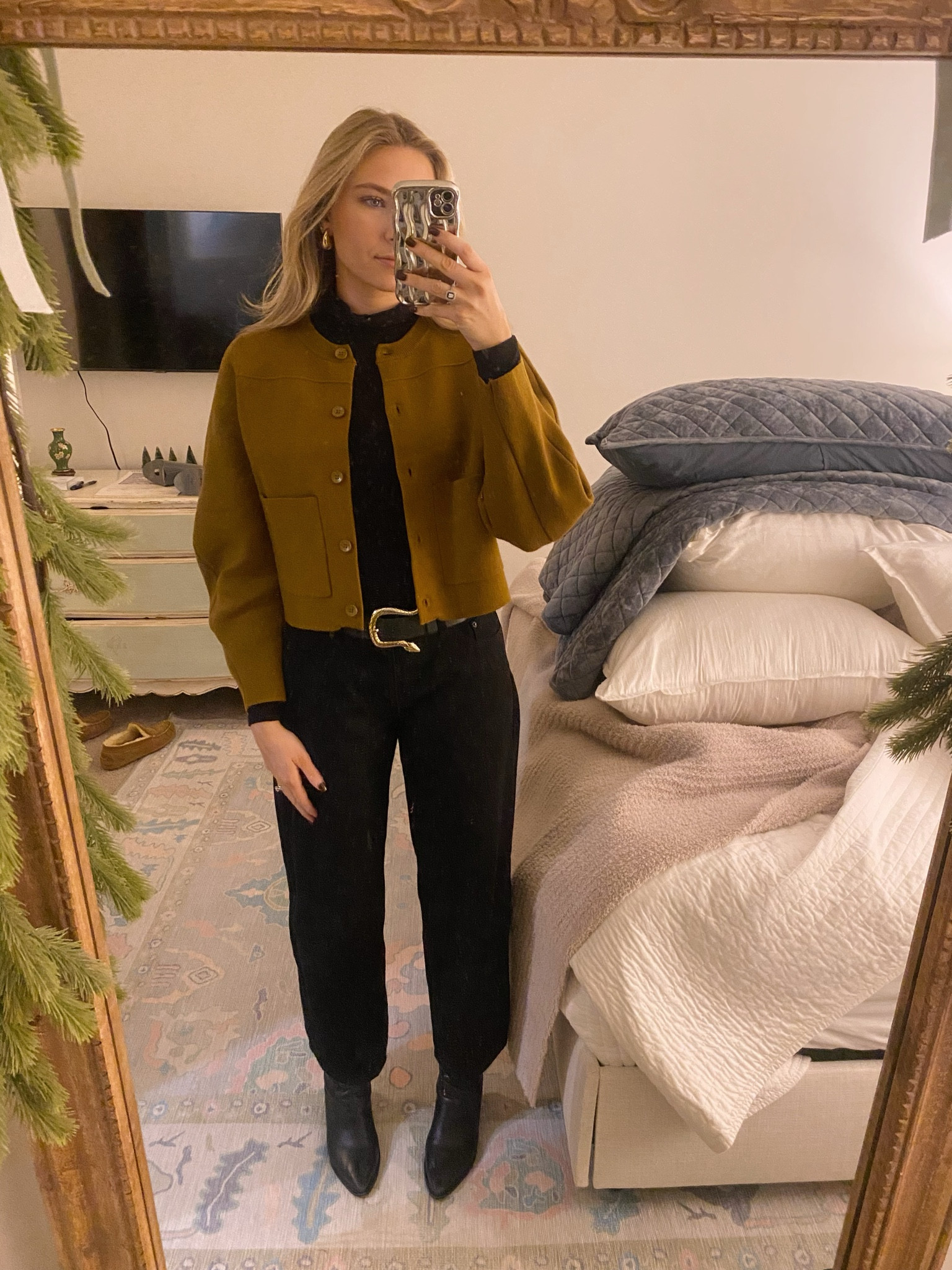 What I Wore! To Thanksgiving lunch 🥧

Top and jeans are Zara!

#LTKFindsUnder100 #LTKStyleTip #LTKSeasonal