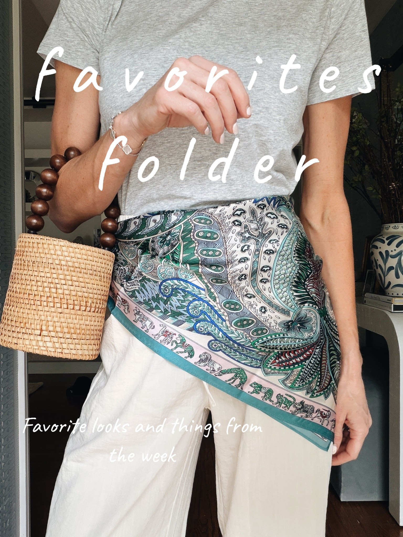 True to size H&M swim

Shorts true to size 26

Aerie set  size small

Target smalls

Tuckernuck small shorts / XS skirt 

Large target white top 

Small Amazon dress

Small Amazon pants