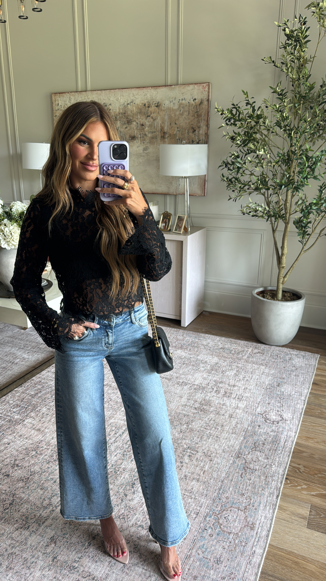 use code hollie40 for 40% off! wearing a small top and 27 in the jeans 🤍 

 