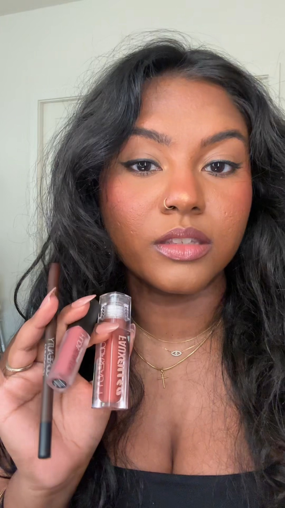 Lippie by Huda Beauty 

#LTKVideo #LTKSeasonal