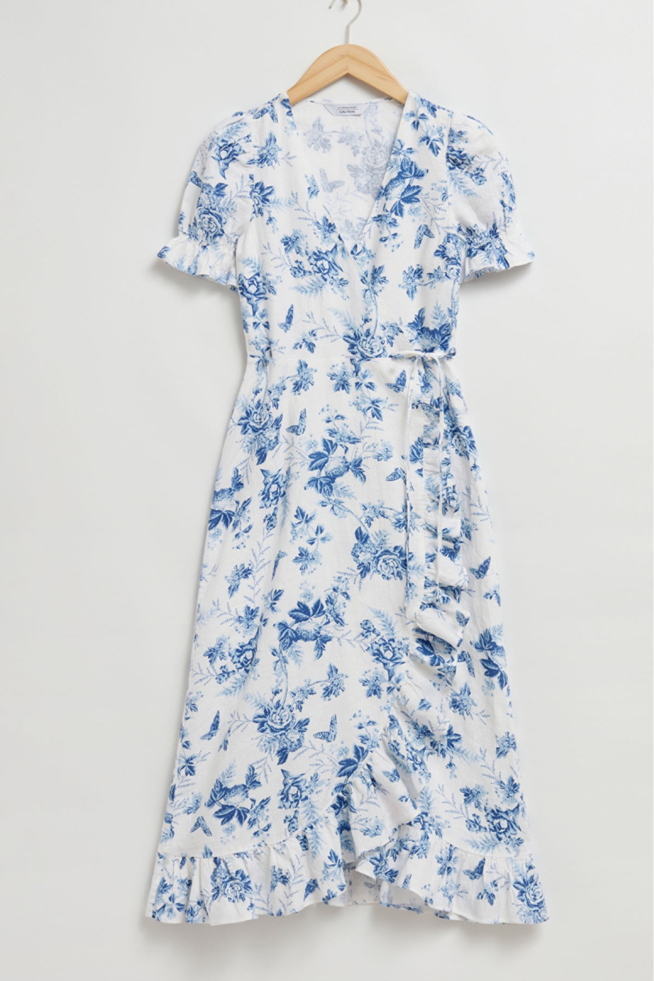 Saw this dress in LA and couldn’t stop thinking about it. $100 off!

#LTKsalealert #LTKSeasonal #LTKfindsunder100