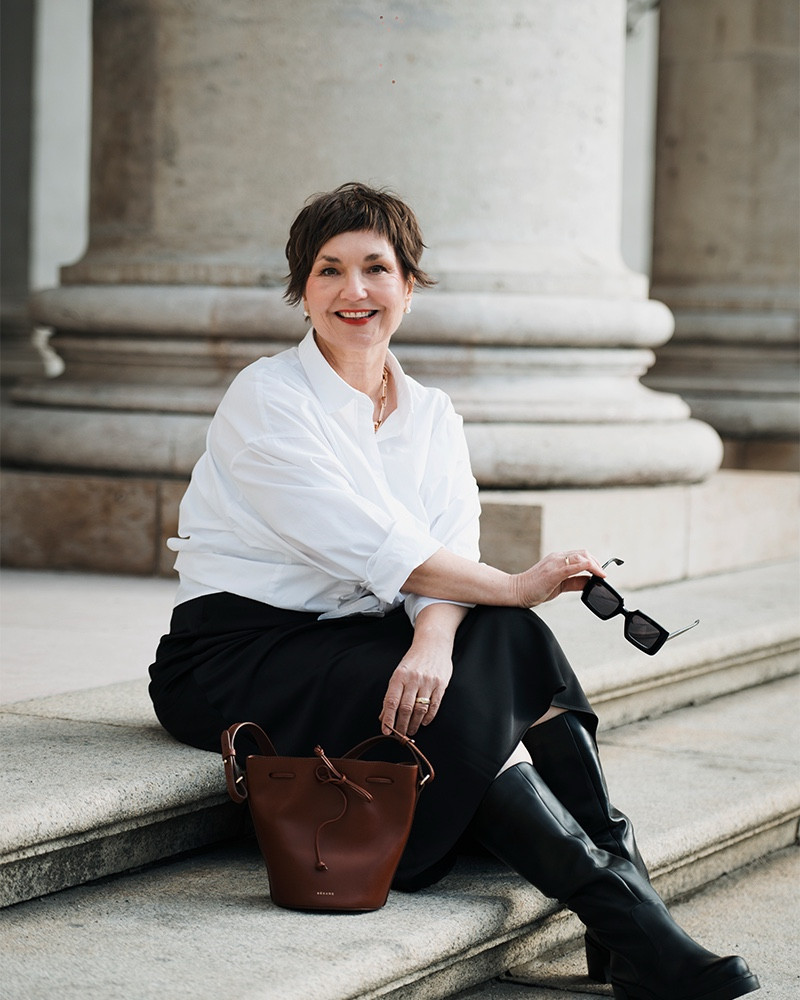 Spring outfit 2026: Dreaming of Paris ❤️ 

CBK-Style: Schwarzer Satinrock plus weißes Hemd

#LTKdeutschland #LTKstyletip #LTKspring