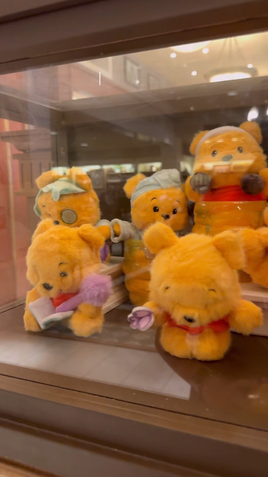 Unbox with me a Winnie the Pooh Hunny Huge Plush 🧸💛🍯

The cutest blind bag ever!!

#LTKKids #LTKvlog #LTKSeasonal