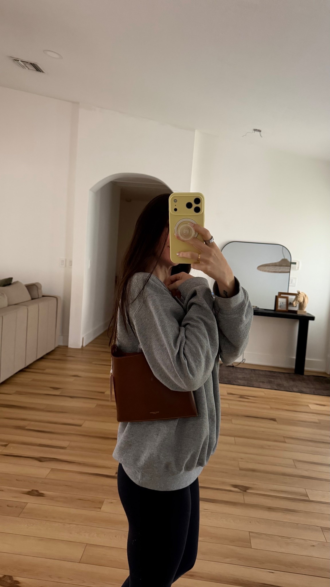 @Vivrelle code NEESA for your first month FREE 

borrow designer handbags, purses, jewelry every month 



#LTKTravel #LTKselfcare #LTKootd