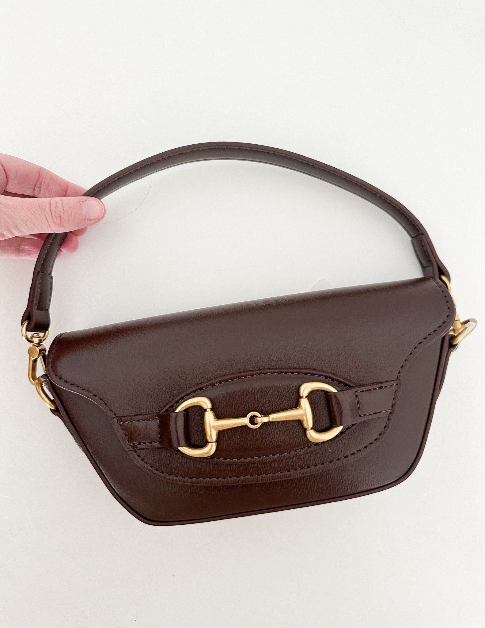 This bag looks designer but is under $100! I’m in love! 😍 

Bag, look for less, save vs. splurge

#LTKSeasonal #LTKFindsUnder100 #LTKItBag