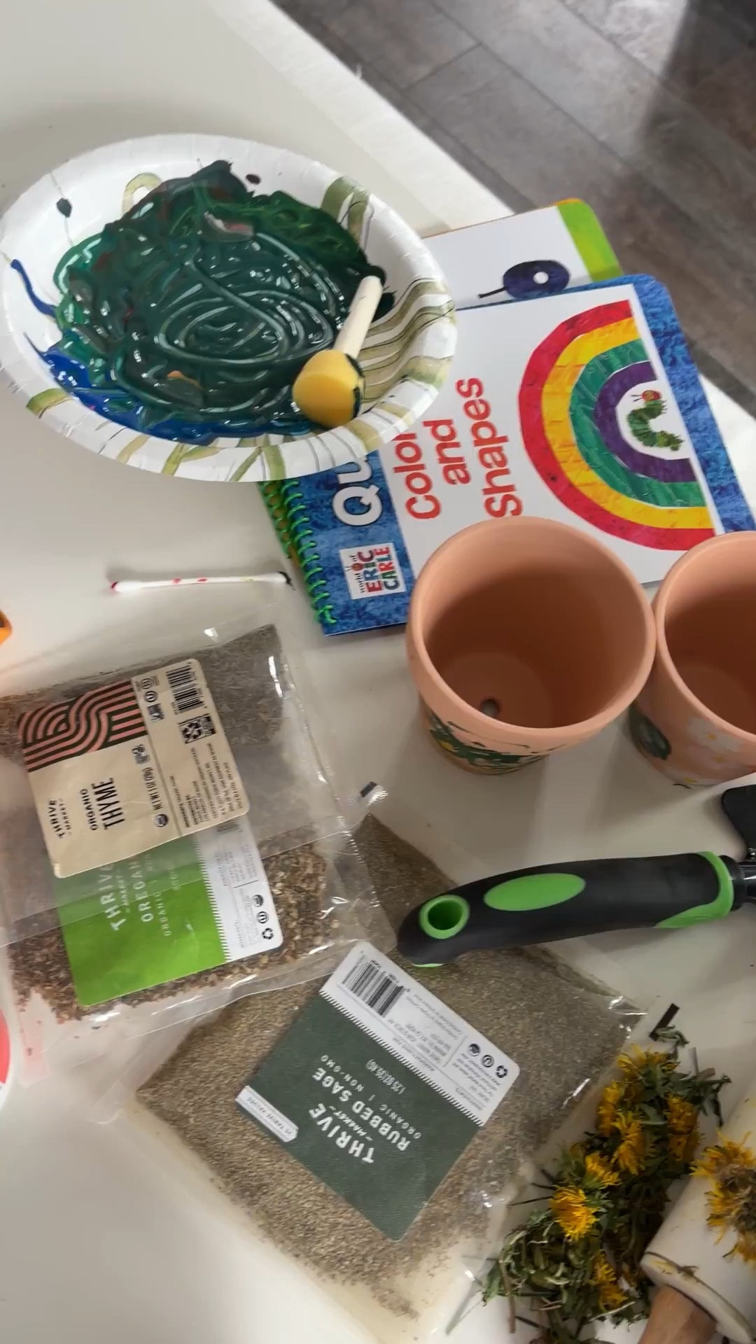This was our Earth Day set up, but painting garden pots is a perfect craft for gifting for Mother’s Day too🪴