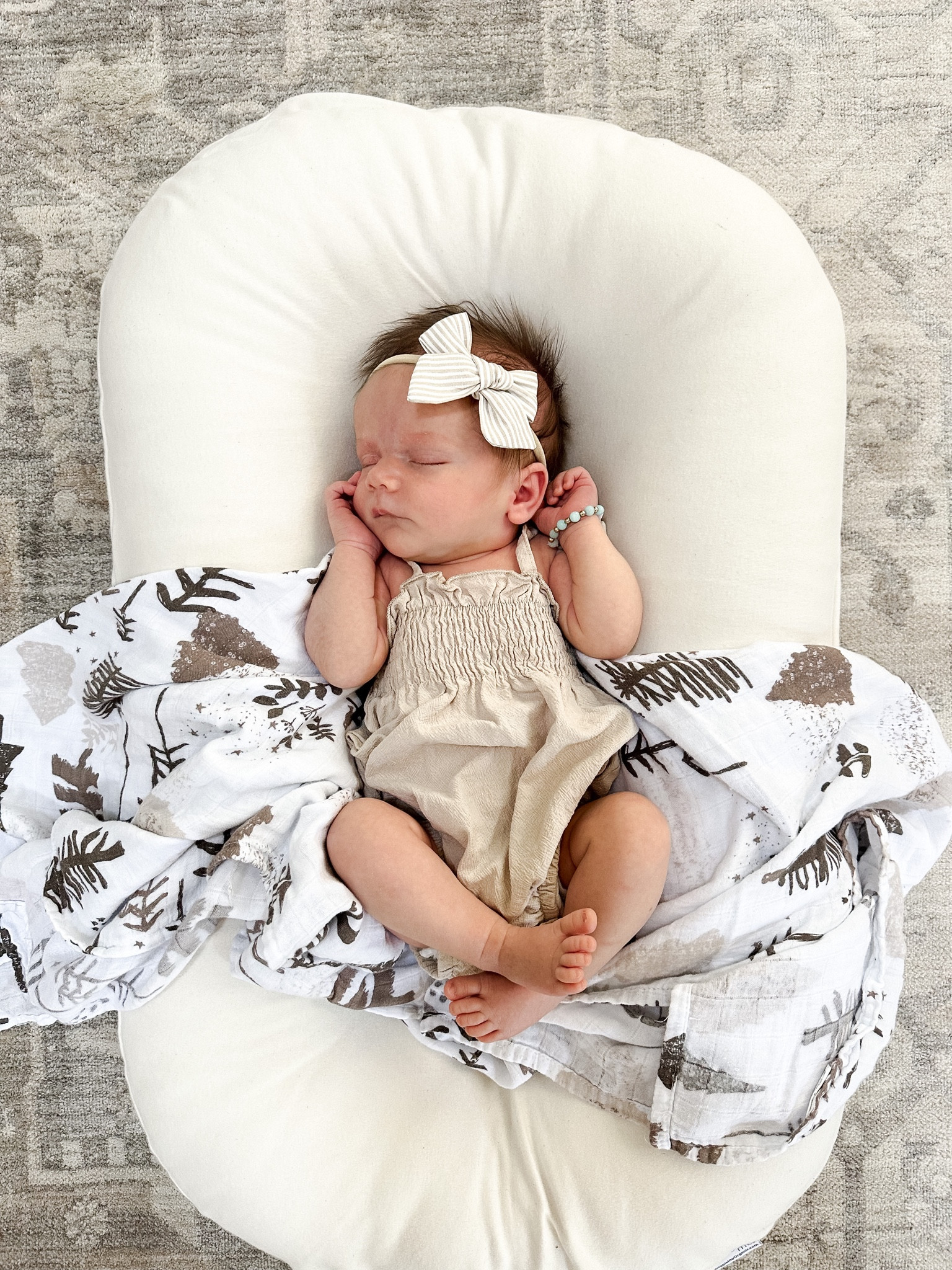 Baby girl summer outfits 💕

#babygirl #babyfashion #neutralbaby #babyromper #babybows #babygirloutfits #babyoutfits #ootd #snuggleme #neutralfashion

#LTKbaby #LTKbump #LTKkids