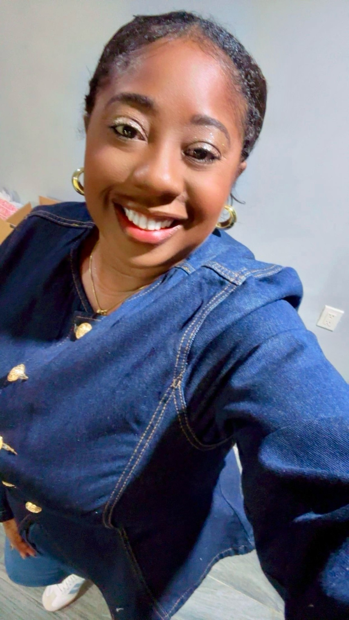 ✨ The denim jacket that makes every outfit look expensive. ✨

This oversized dark blue denim jacket with chic gold buttons is giving effortless French-girl style. Perfect for layering over dresses, leggings, or your favorite fall basics for that polished, put-together look. 💙🍂

#LTKStyle #LTKFashion #LTKFindsUnder50 #LTKSeasonal #LTKFallStyle #LTKFallFashion #DenimJacket #OversizedDenimJacket #FrenchStyle #FrenchGirlFashion #FallOutfits #FallFashion #CasualChic #WardrobeStaples #SheinFinds #FashionFinds #OOTD #StyleInspo #EverydayFashion #TrendingStyle #WomenStyle #FashionFavorites #ClosetEssentials #LTKCreator