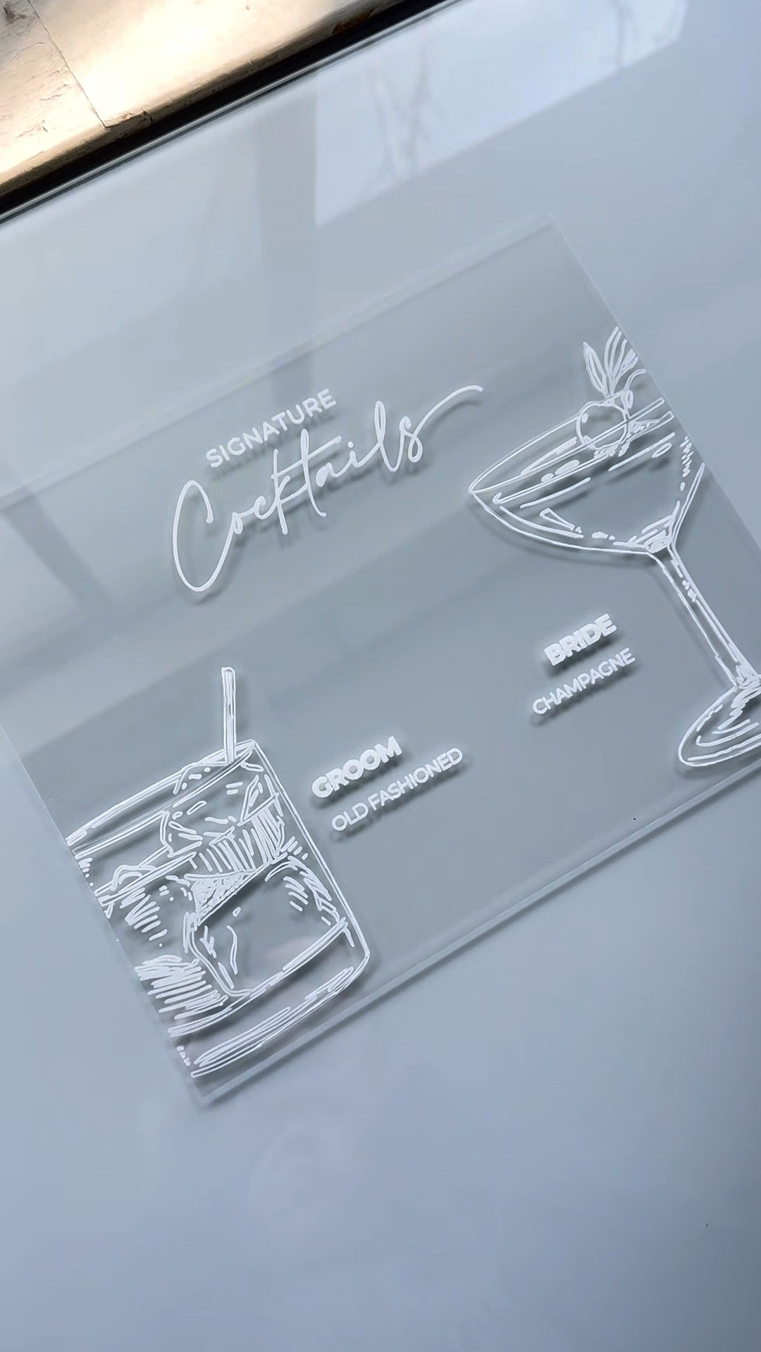 “Handdrawn” Acrylic Signature Cocktail Sign with Cricut! ✨

#LTKWedding