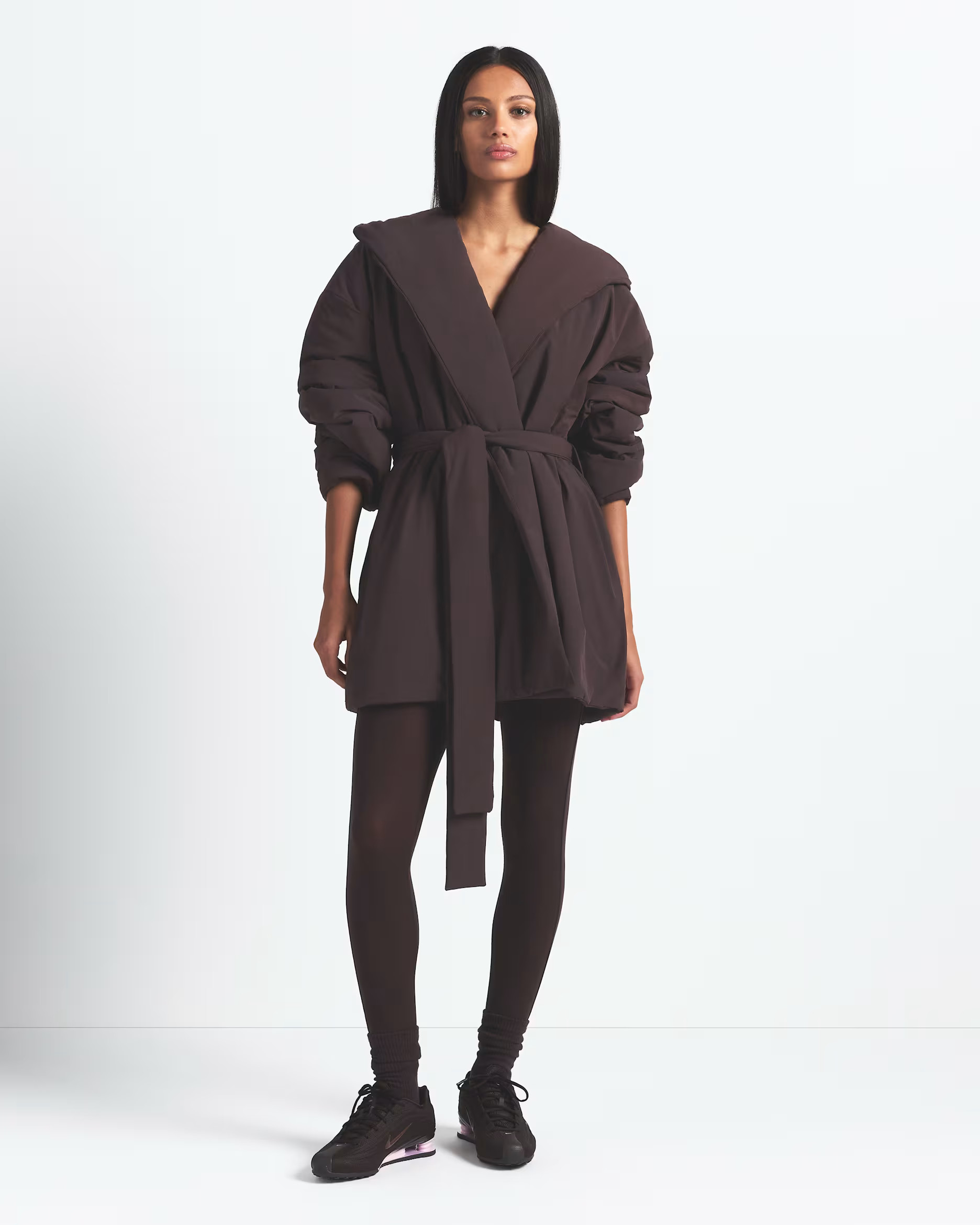 NikeSKIMS Woven Nylon Women's Wrap Coat | Nike (US)