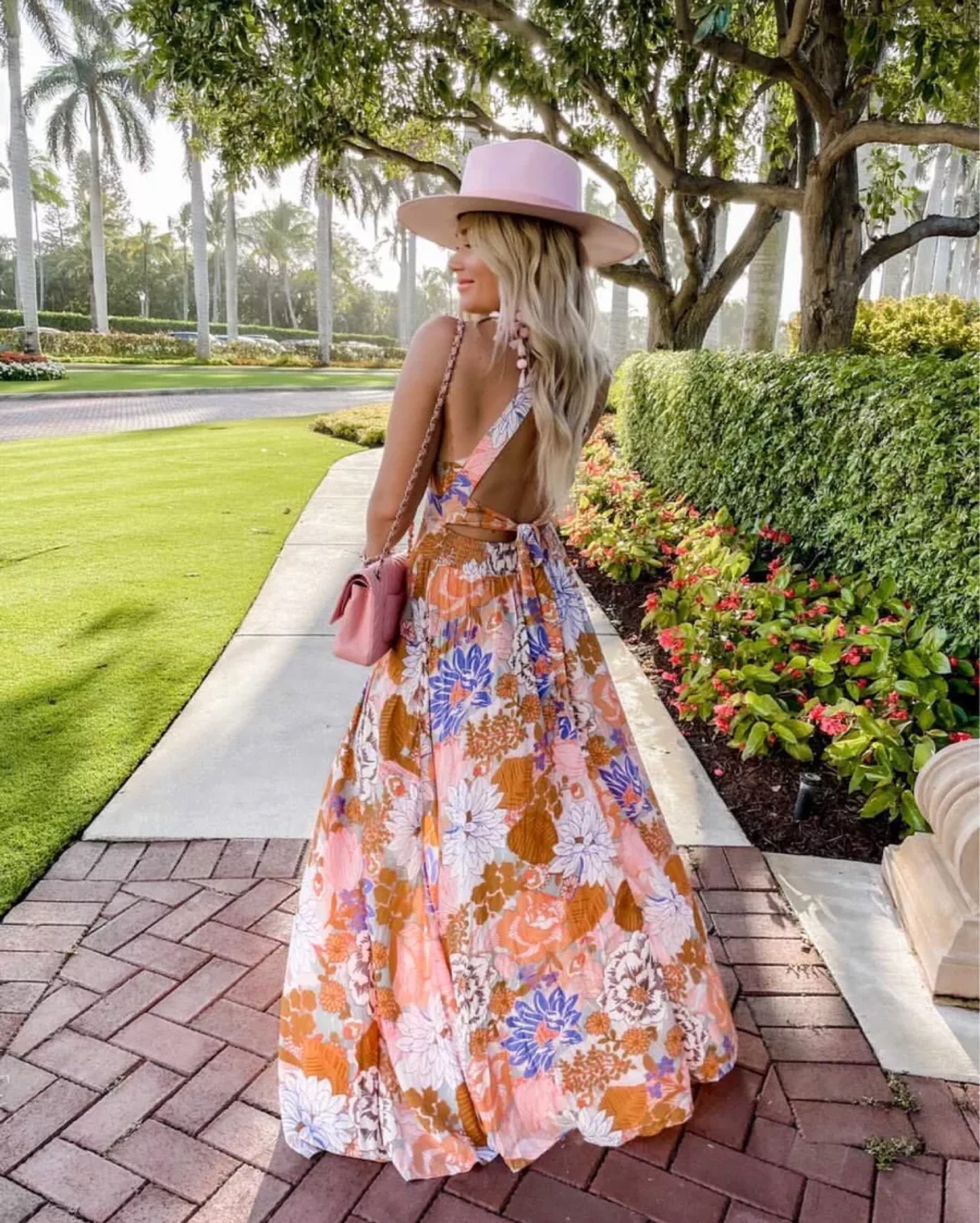 25% off sitewide with code 25OFF

#LTKtravel #LTKSeasonal #LTKsalealert