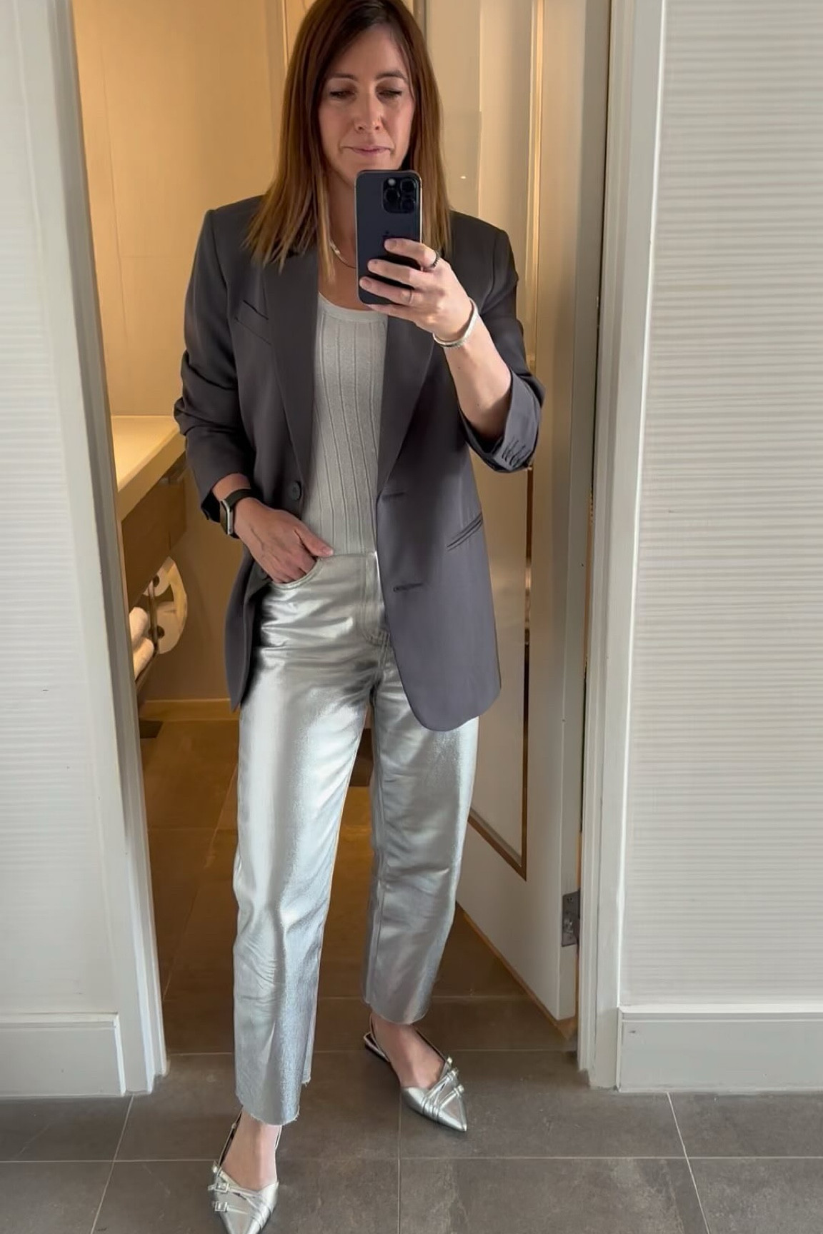 Still catching up on my outfits this week. Yesterday’s outfit was all about silver 🪩

My new shoes got their first outing because more is more when it comes to silver 😂

I will link it all in my stories when I get a moment.

OUTFIT DETAILS:
Grey blazer @glassons 
Silver tank top @zara 
Silver jeans @zara (old)
Silver flats @asos 
….
#silverjeans #greyblazer #silvershoes #workwearinspo #dailyoutfitinspo #dailyoutfitideas #dailyoutfitideas #whatimwearingnow #shopwithme
How to wear, winter outfit ideas, Autumn style inspo, fashion over forty, ageless dressing, outfit ideas daily, daily looks, styling tips, effortless chic, trendy casual outfits