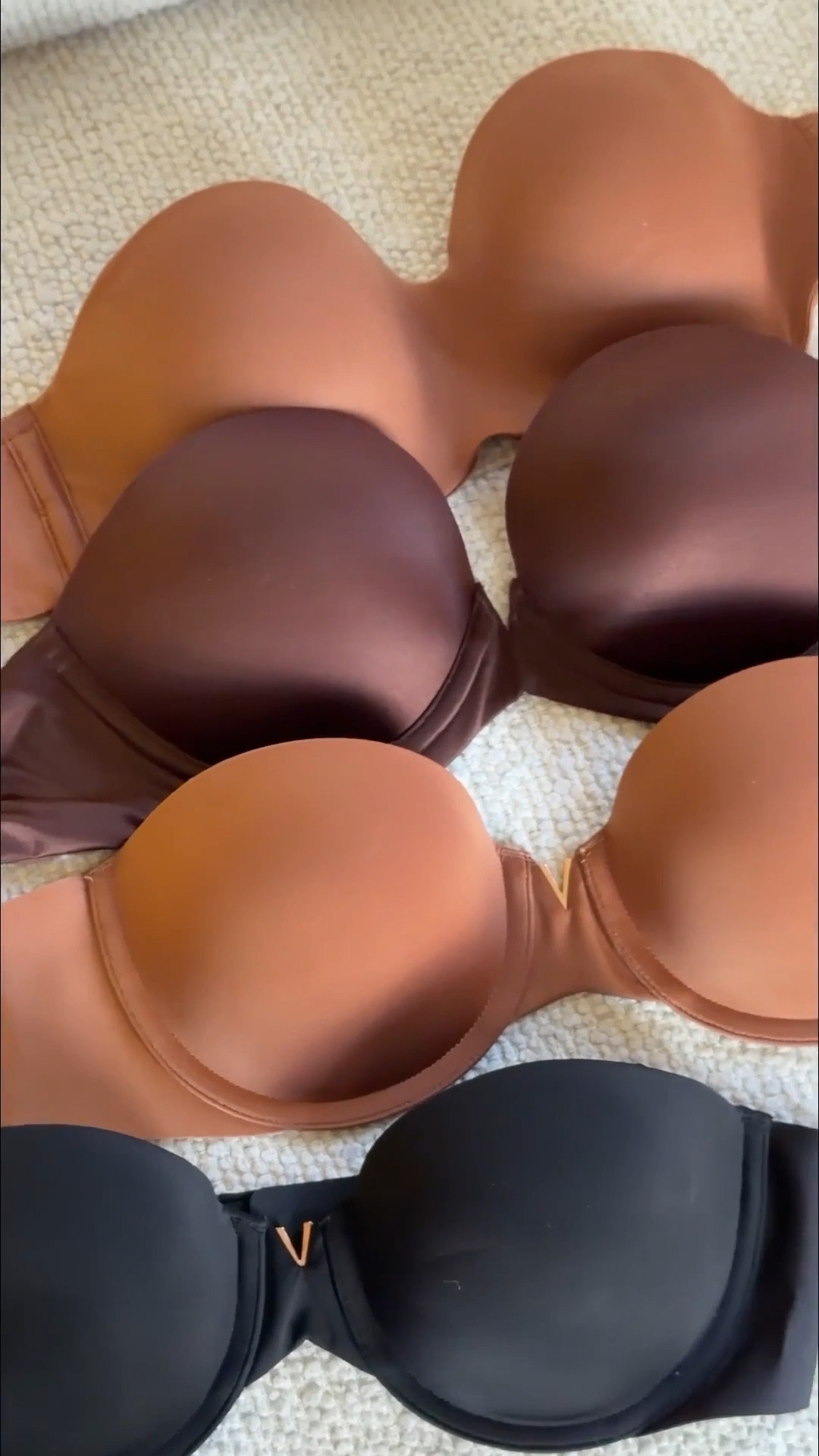  If you’re looking to update your bras this year I have some strapless bras you’ll love! VS has some of my favorite strapless bras. I have a wide ribcage and a small cup size and the VS strapless bras are perfect. I wear them under halter tops, strapless, plunging neckline tops, under thin tees and silk! They come in so many colors so they’ll blend seamlessly to your skin! I linked my go-tos below! 




#LTKMidsize #LTKootd #LTKOver40